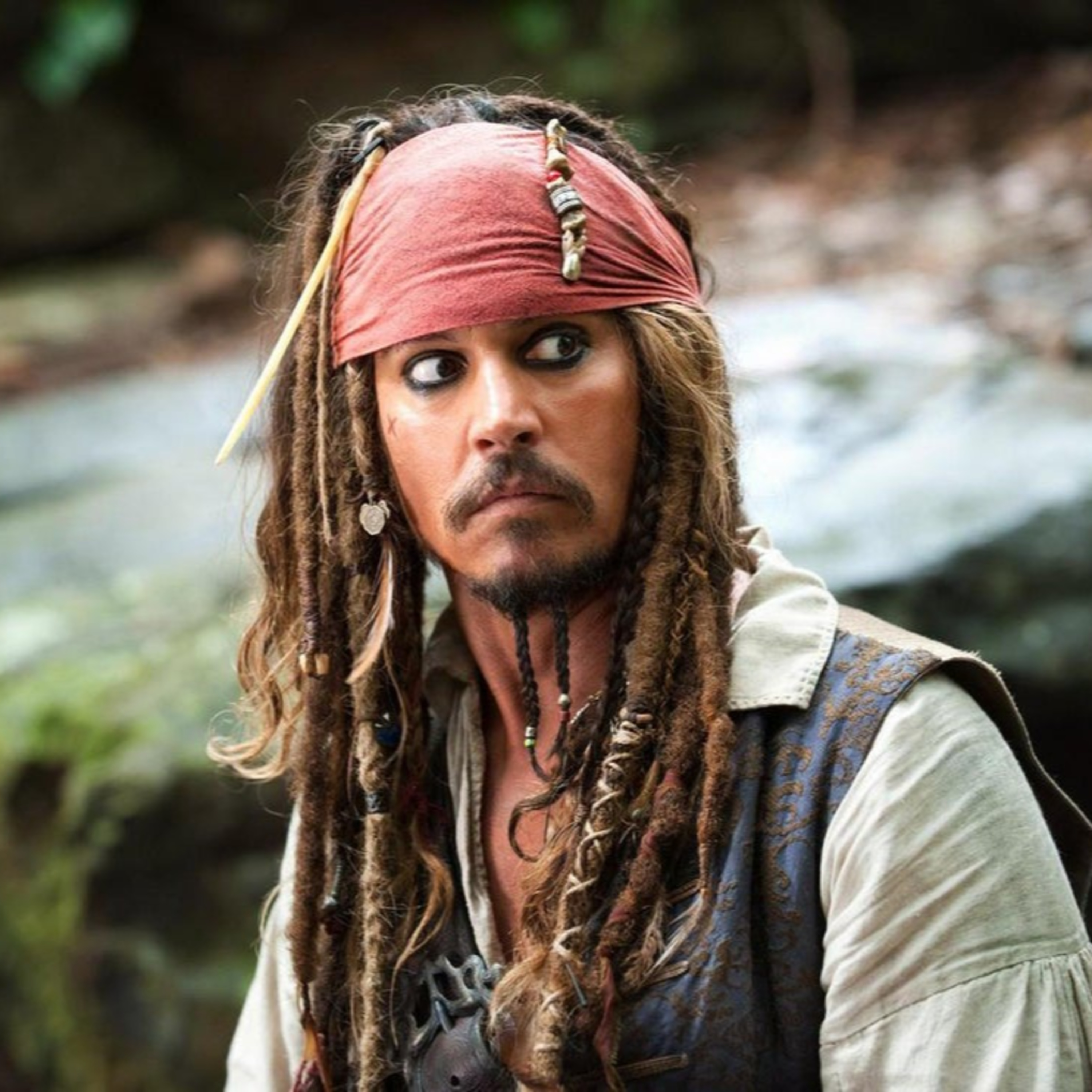 Johnny Depp sẽ đóng Cướp biển vùng Caribbean, Amber Heard “bít cửa” trở lại Hollywood sau vụ kiện? episode artwork