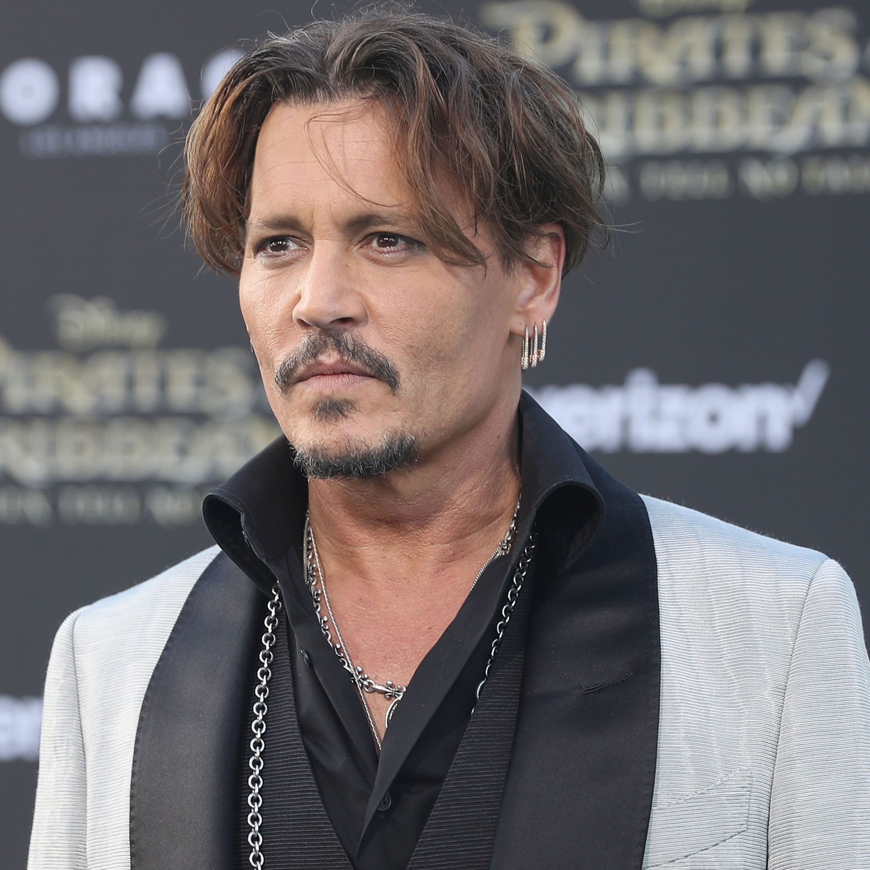 Johnny Depp khó trở về thời kỳ đỉnh cao dù thắng kiện, bài viết Amber Heard tố chồng cũ bị chỉnh sửa episode artwork