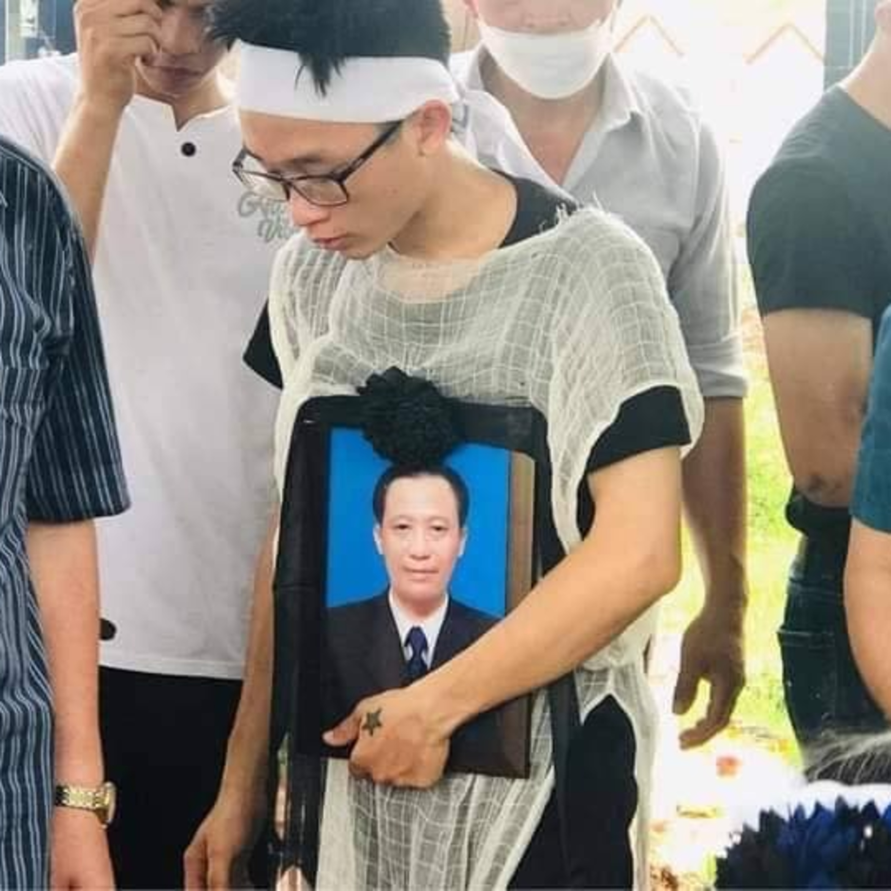 Luật sư lên tiếng vụ cán bộ sở GTVT tông 3 người tử vong: “Phải tăng chế tài để răn đe” episode artwork