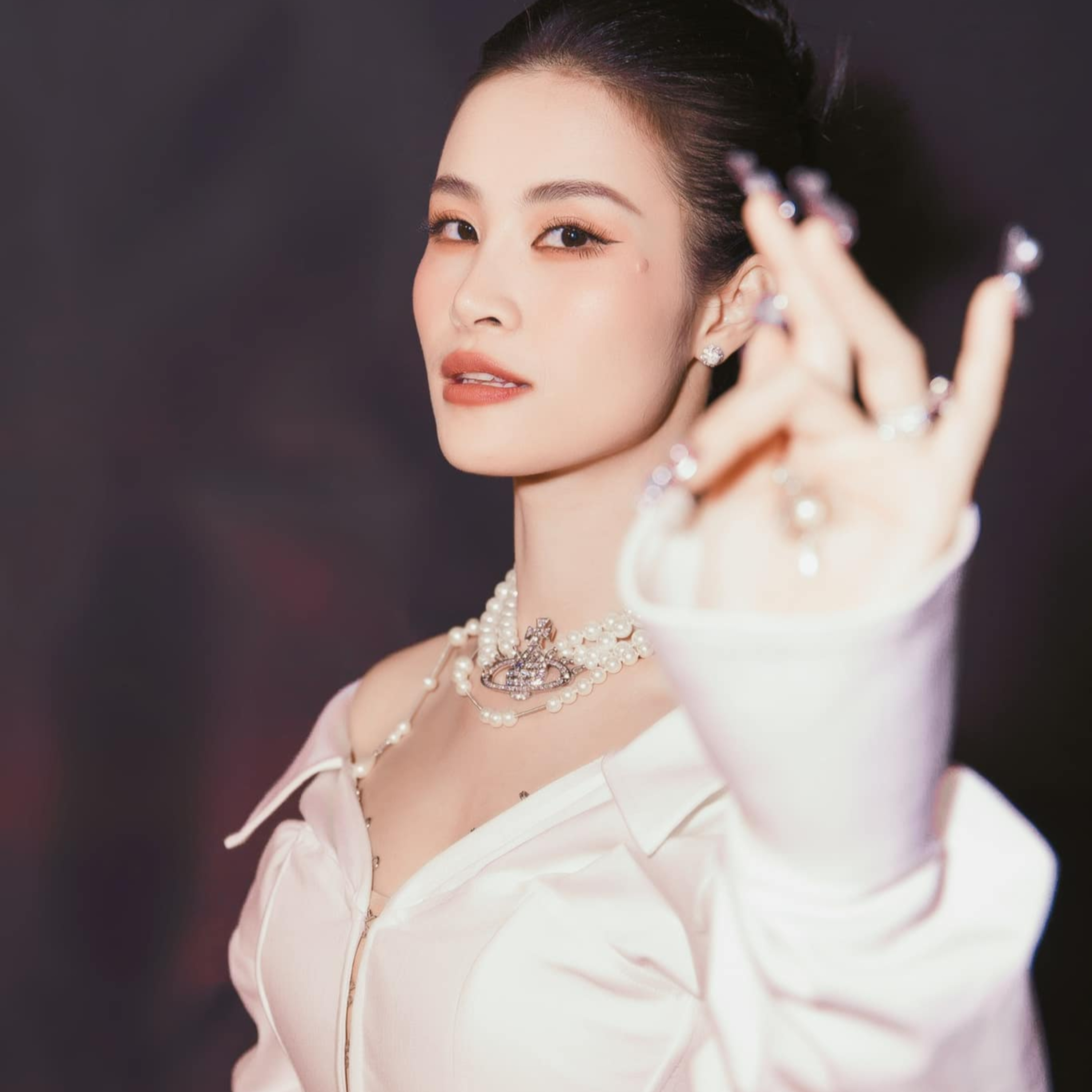 Phương Thanh, Đông Nhi và những sao Việt “âm điểm” khi lên tiếng phát ngôn, giải thích episode artwork