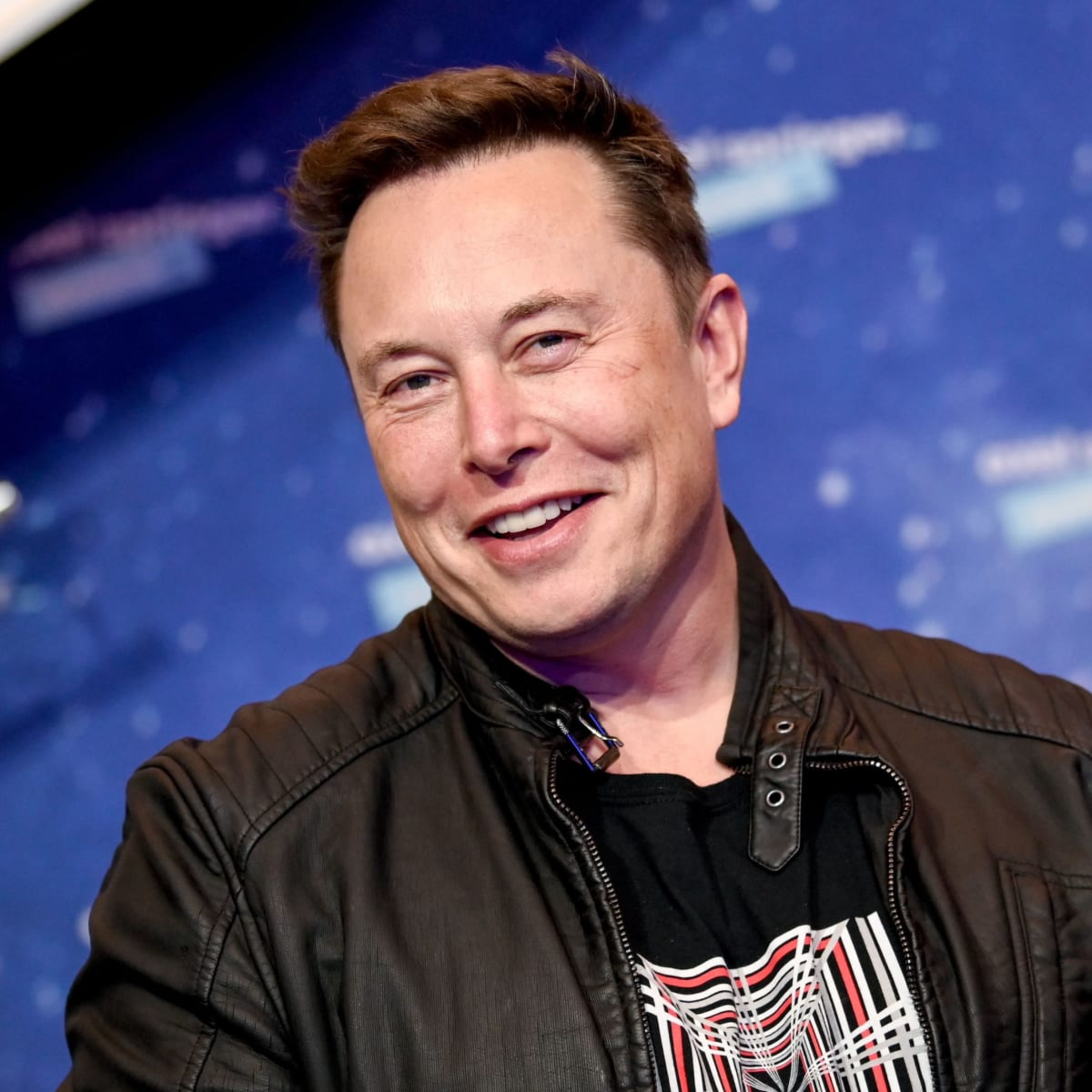 Amber Heard luyến tiếc tình cũ, vẫn giữ món quà Elon Musk tặng khi còn hẹn hò? episode artwork
