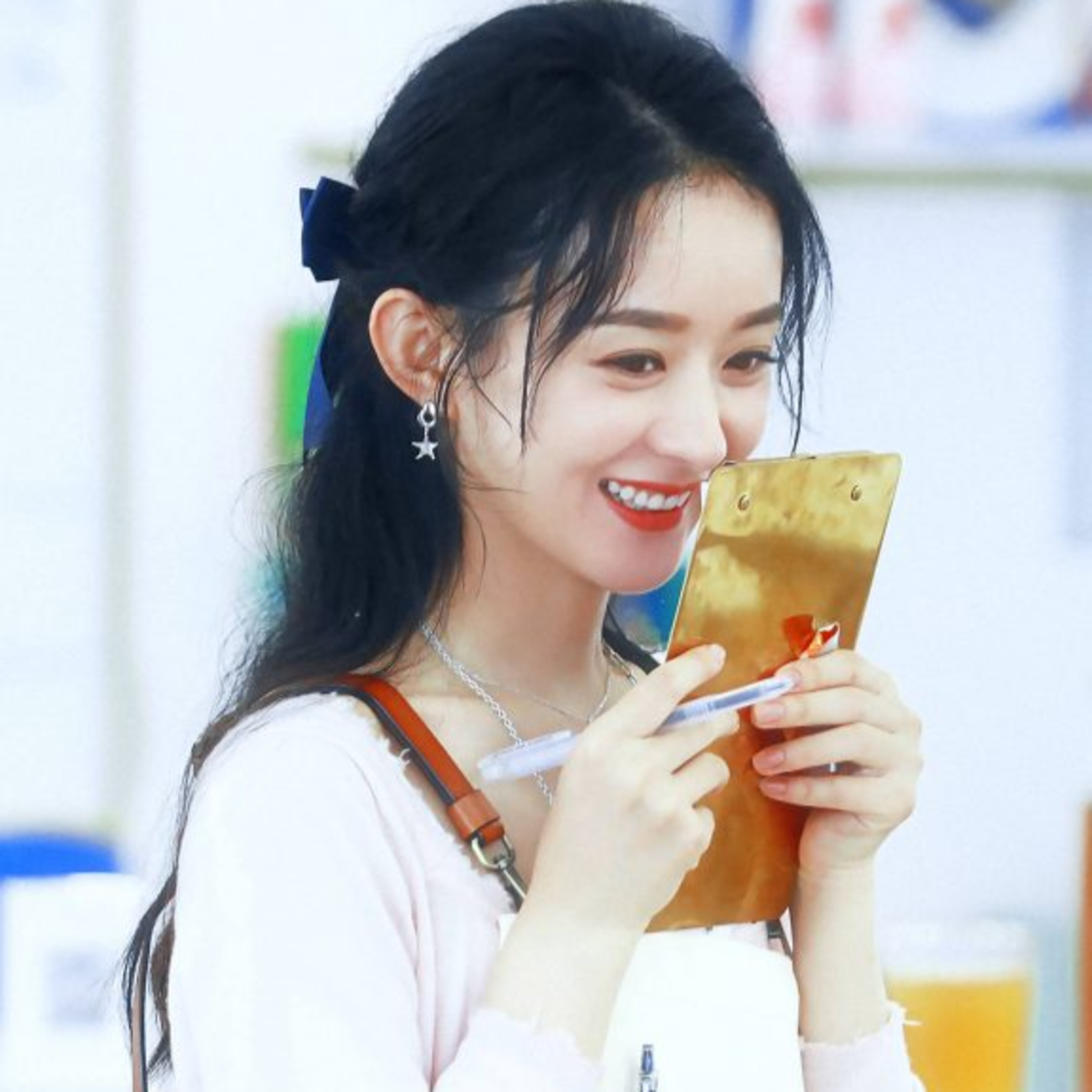Triệu Lệ Dĩnh và dàn mỹ nhân Cbiz dính phốt nghiêm trọng chỉ vì 'trót lỡ' tham gia show truyền hình episode artwork