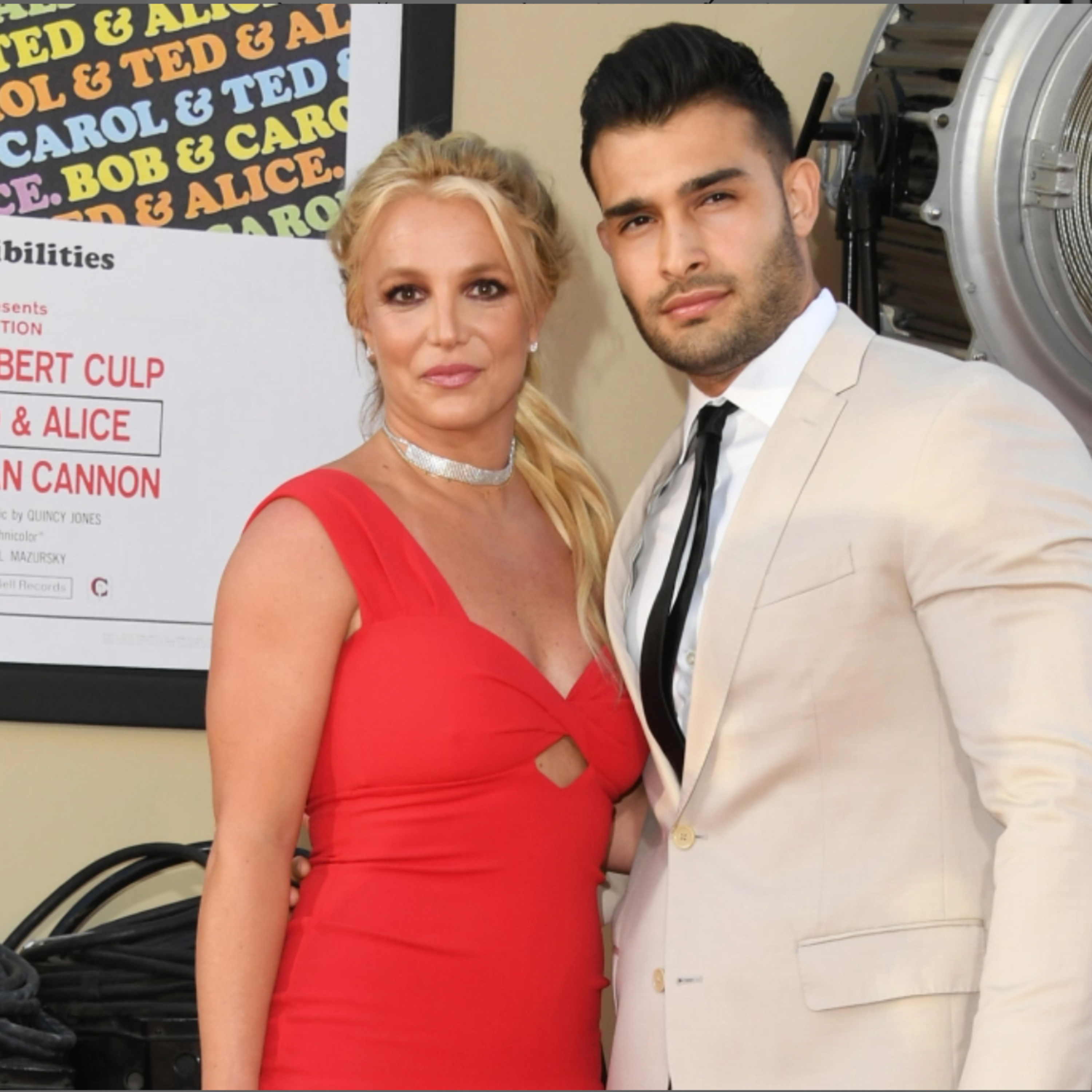 Britney Spears bị chồng cũ Jason Alexander đột nhập phá đám cưới  episode artwork