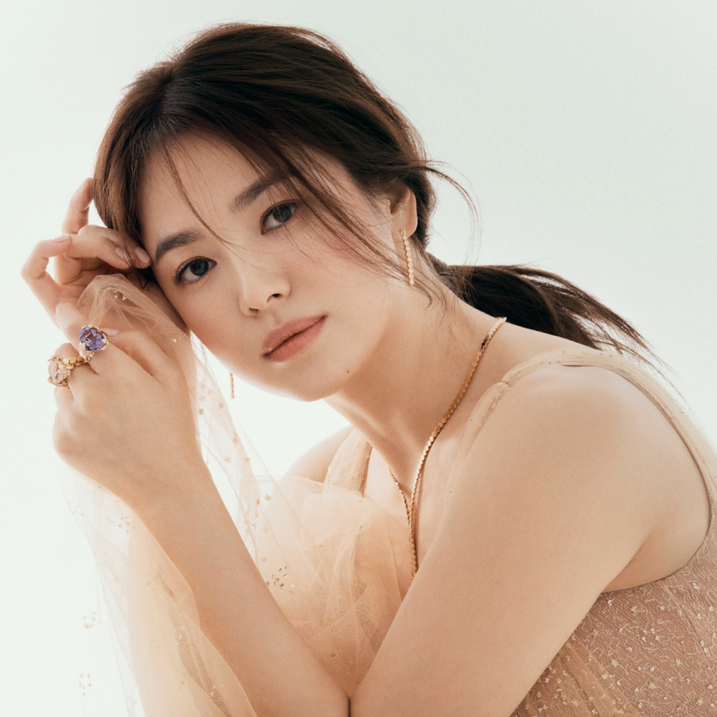 Song Hye Kyo bị 5 mỹ nam nổi tiếng thẳng thừng từ chối đóng chung episode artwork