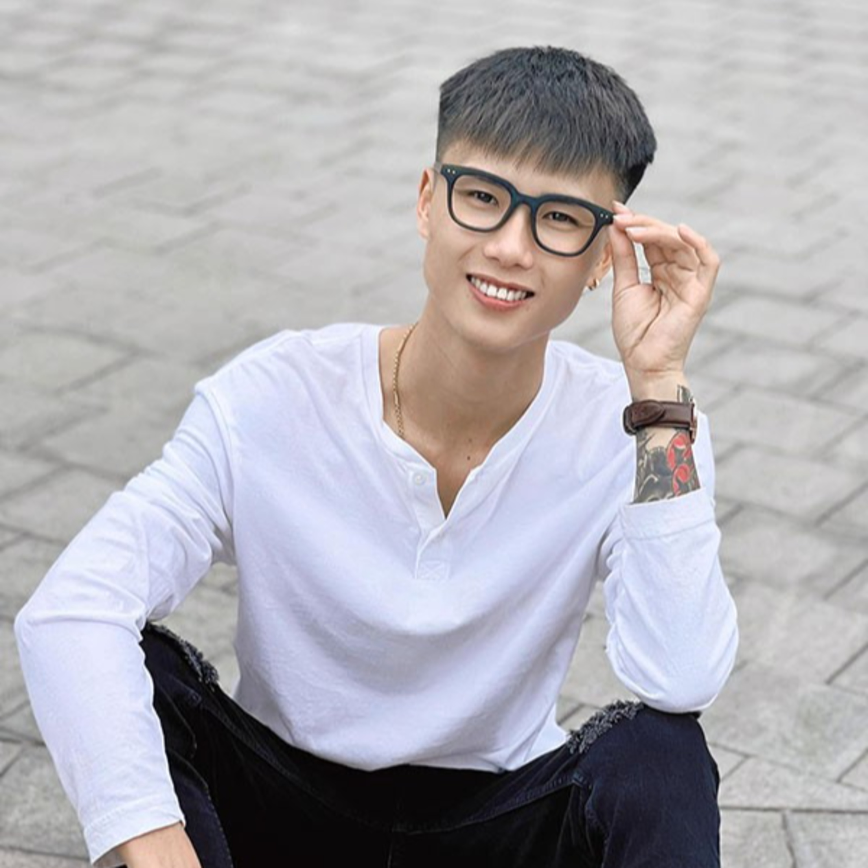Đạt Villa sẵn sàng đối chất với gia đình fan nữ trộm 400 triệu của bố mẹ để donate cho hot TikToker episode artwork