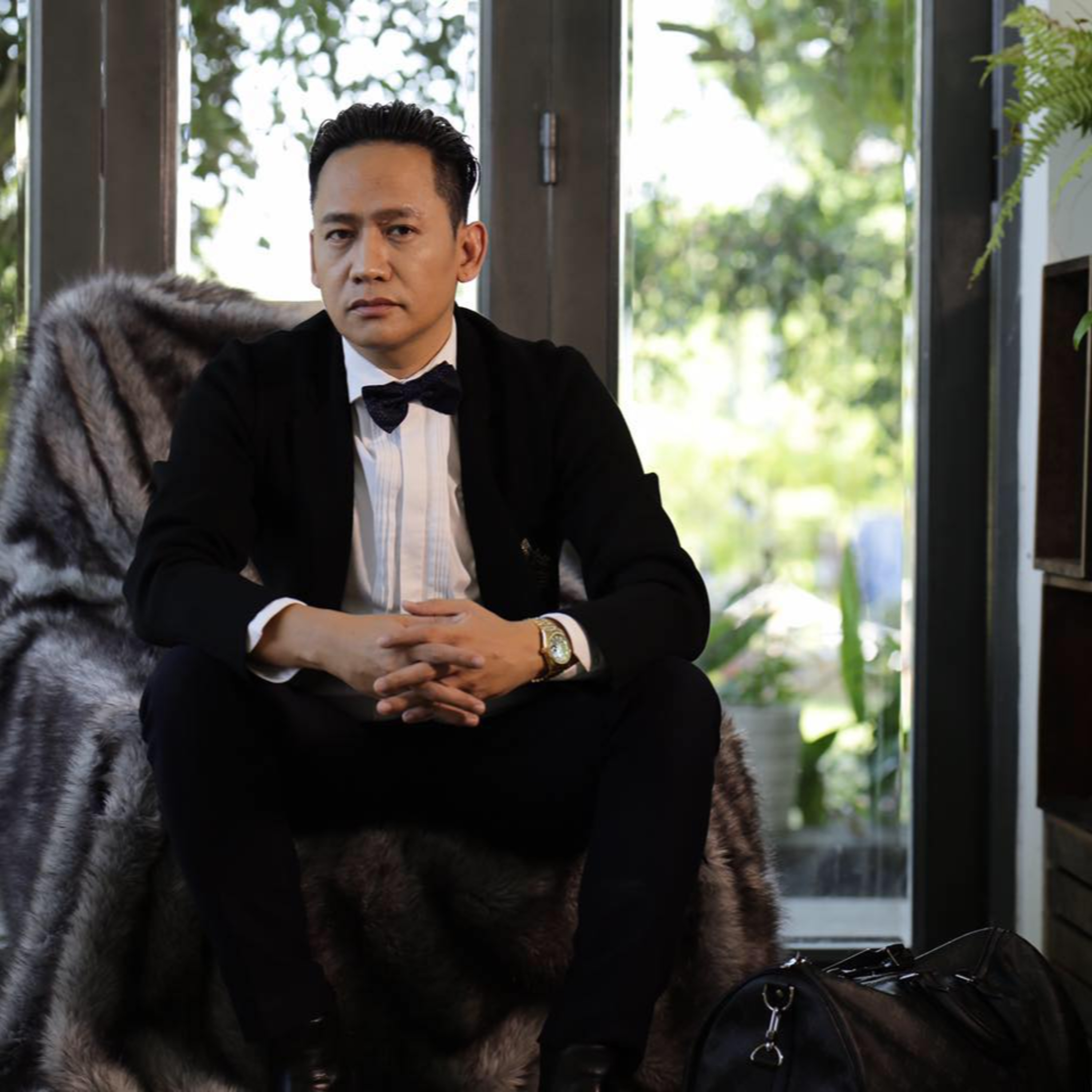 Duy Mạnh đáp trả ‘không vừa’ khi bị chê 'kém sang' so với Tuấn Hưng episode artwork