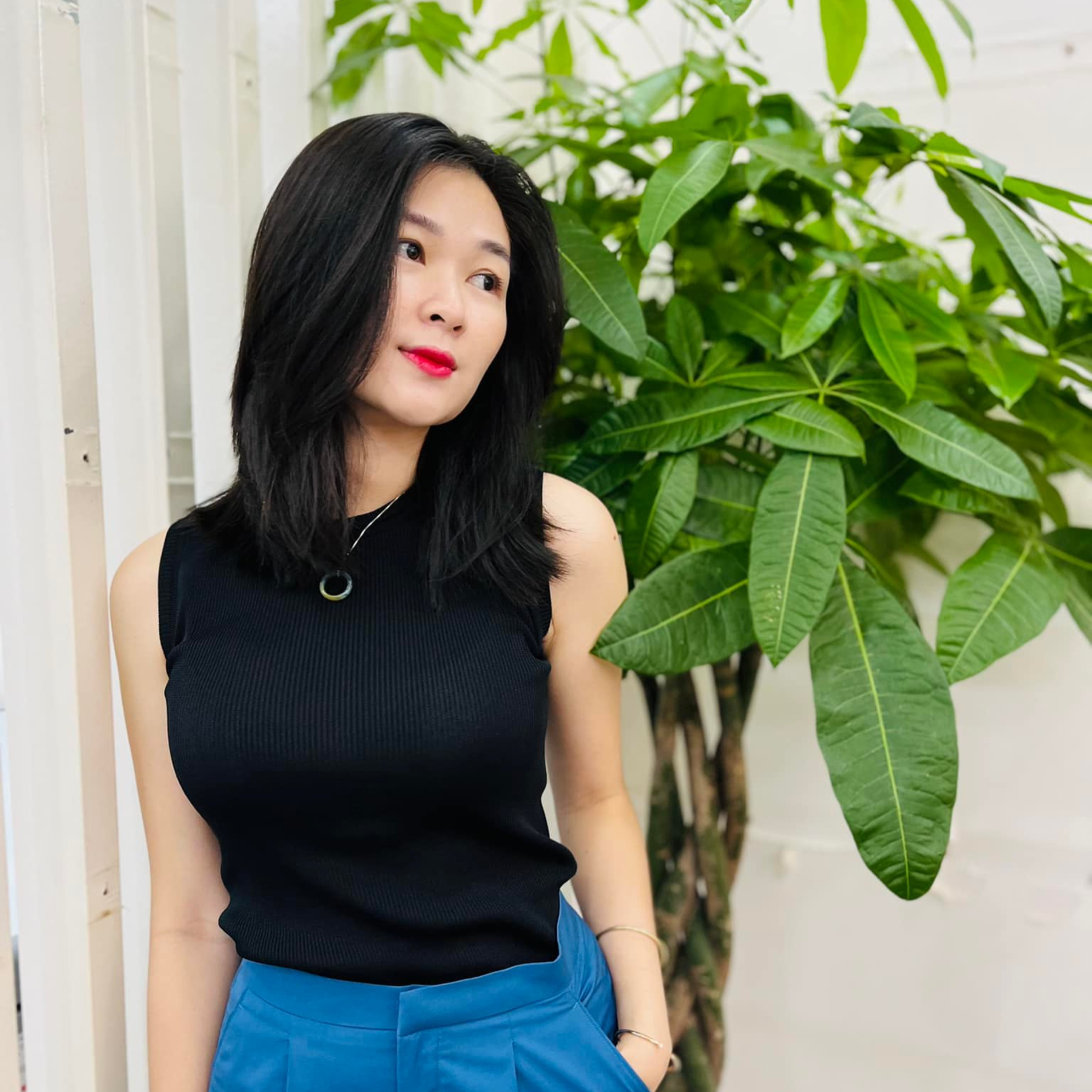 Mạc Anh Thư - Á hậu gợi cảm từ bỏ sự nghiệp, chịu nhiều áp lực khi trở thành vợ 2 của Huy Khánh  episode artwork