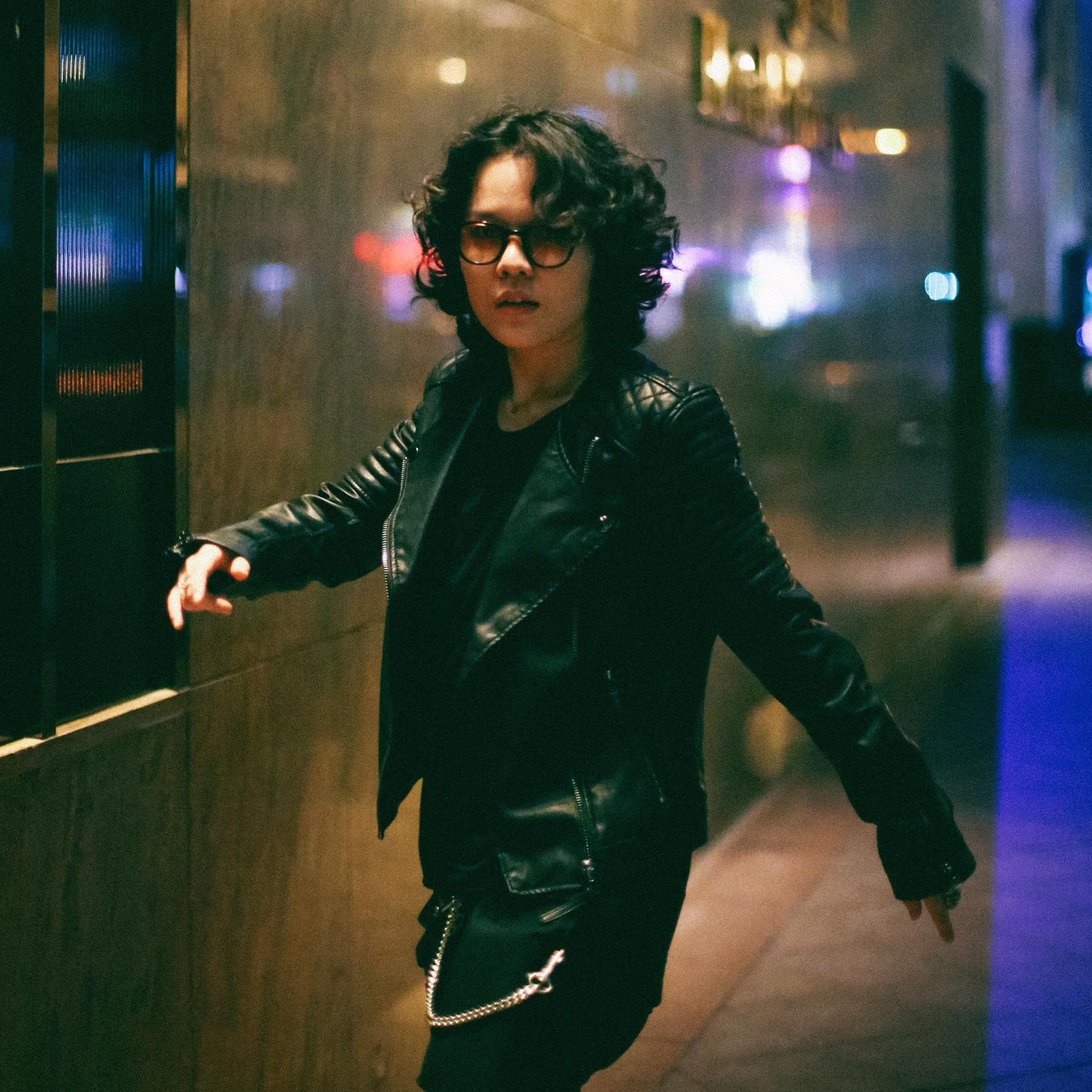 Tiên Tiên - Nữ ca sĩ đa tài của showbiz Việt có quá khứ bị trầm cảm, lạm dụng  episode artwork