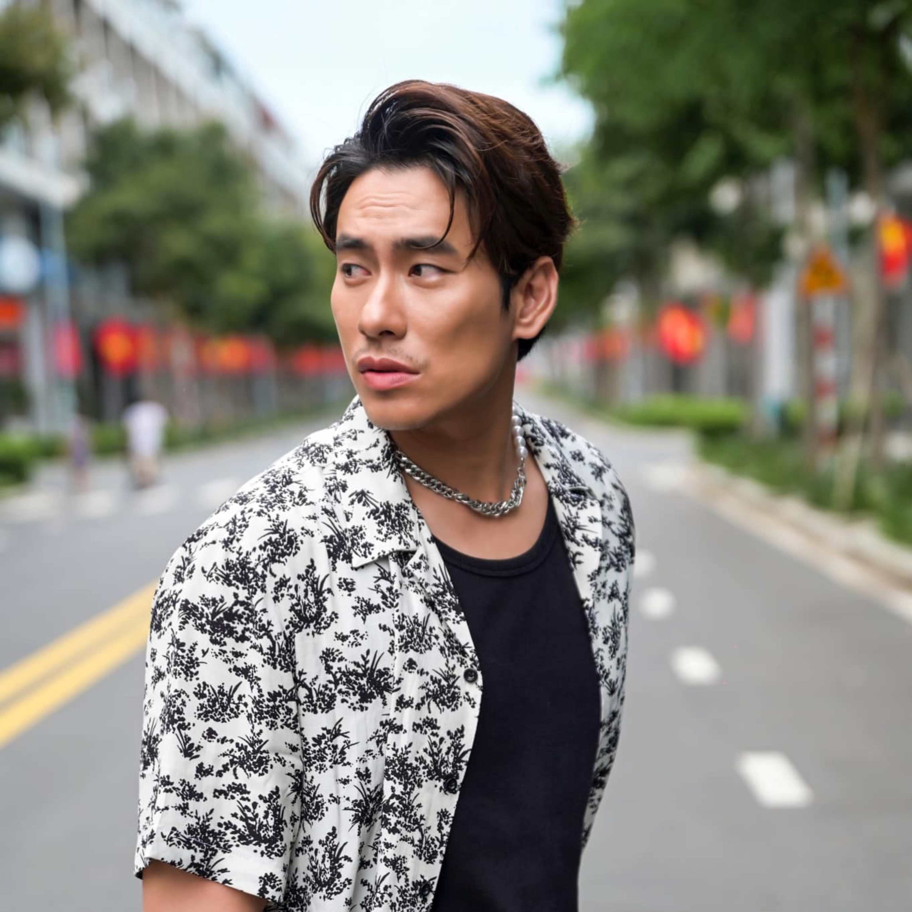 Kiều Minh Tuấn tiếp tục xuất hiện với vẻ 'béo tốt' sau khi chia tay Cát Phượng episode artwork