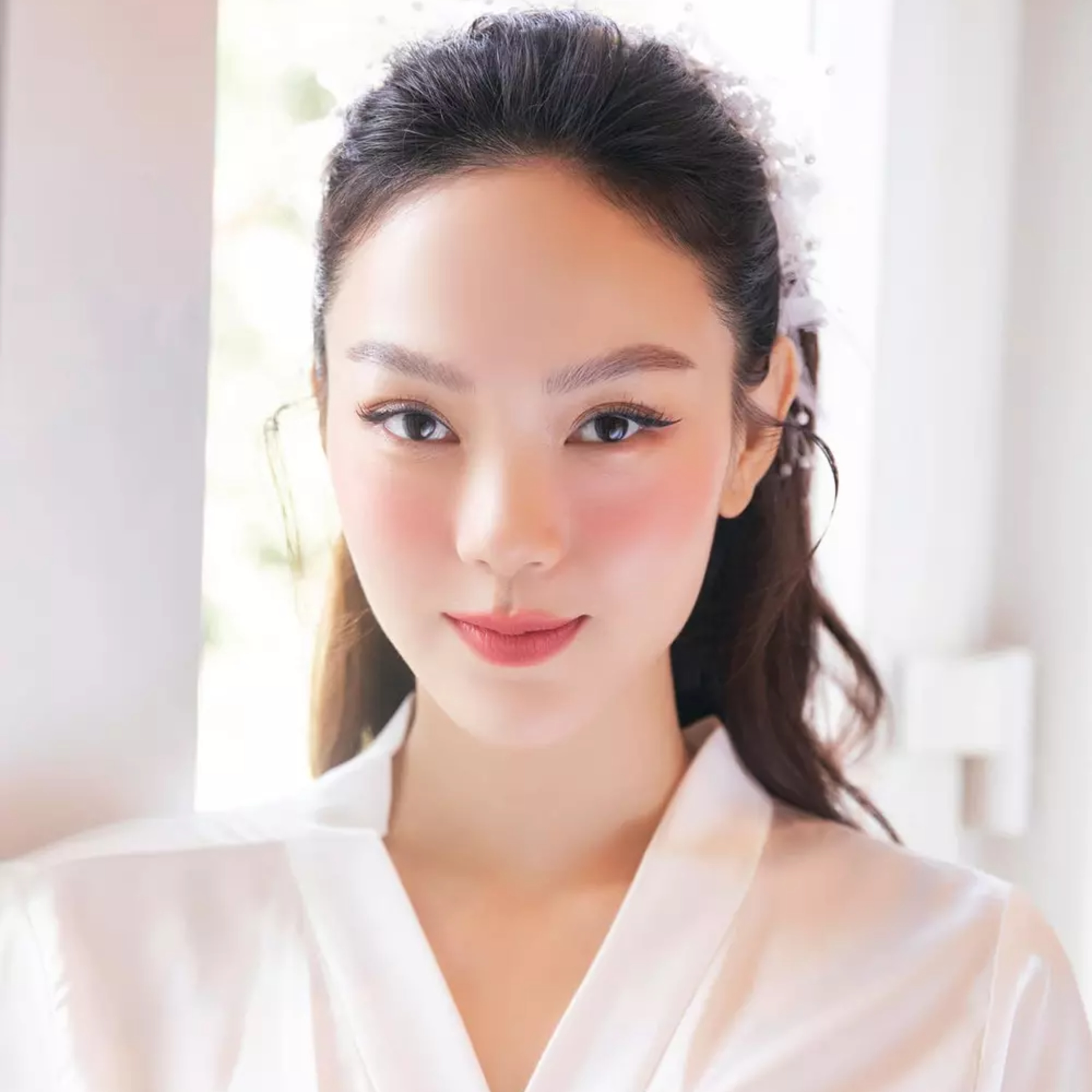 Minh Hằng cùng chồng đại gia chuẩn bị quà "sang chảnh" tặng cho khách mời dự đám cưới episode artwork