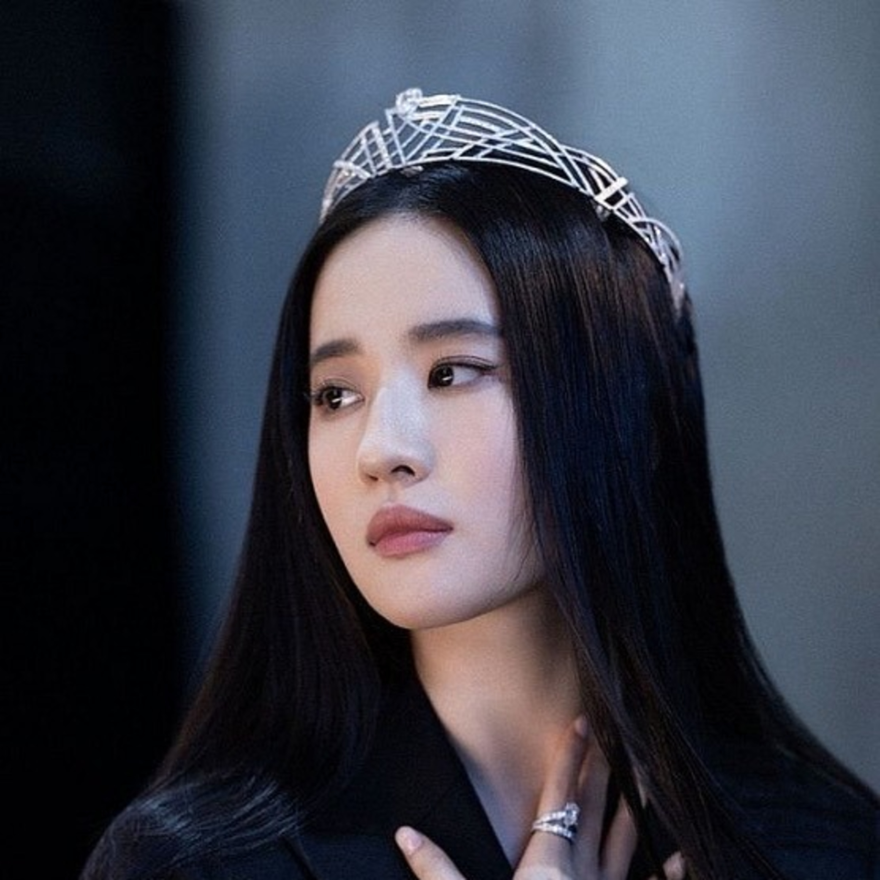 Lưu Diệc Phi và những lần phát ngôn “cạn lời” khiến netizen “đá đểu” episode artwork