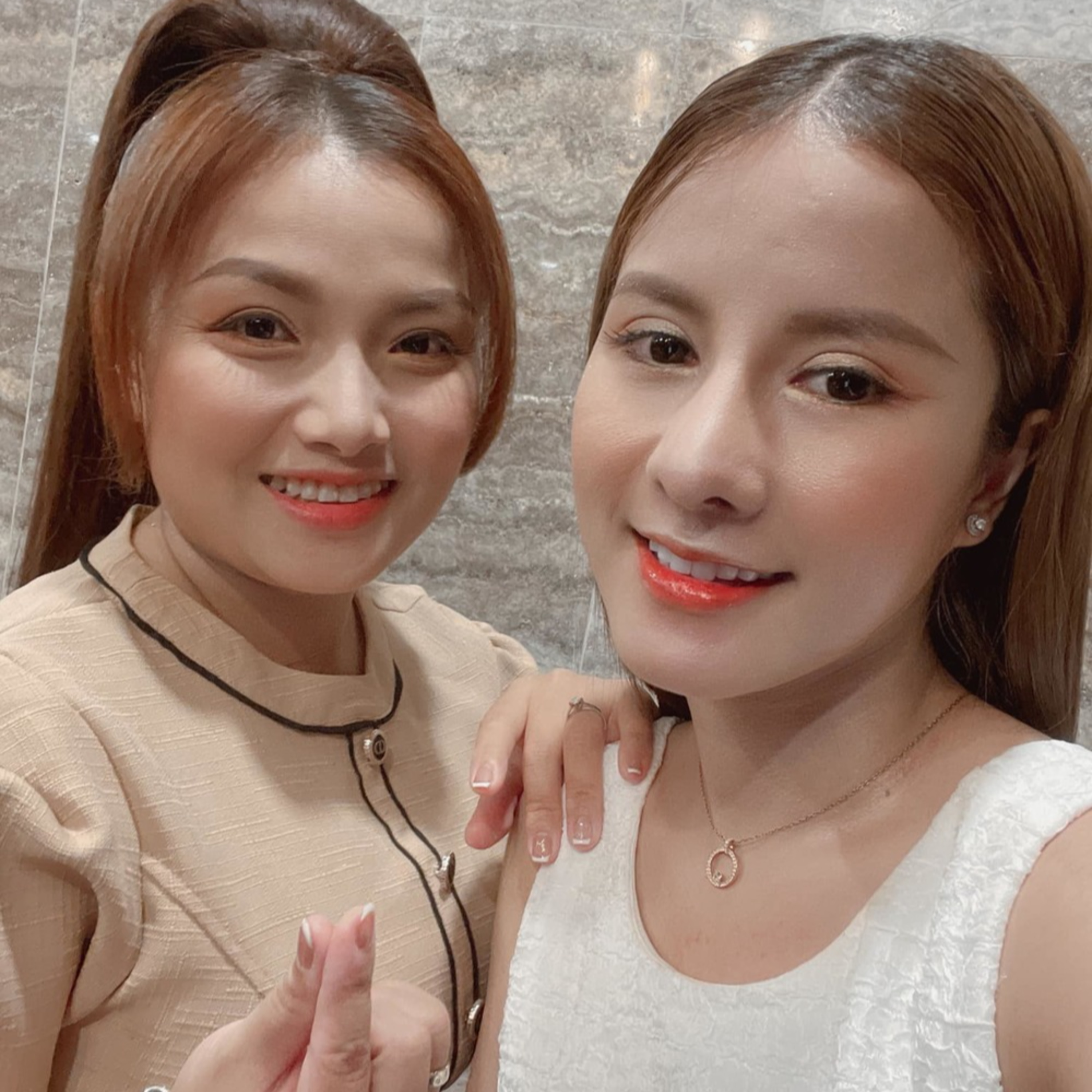 Quỳnh Trần JP bênh vực bà Nhân Vlog khi bị chỉ trích khoe mẽ và giả tạo, nói gì vẫn gây tranh cãi episode artwork