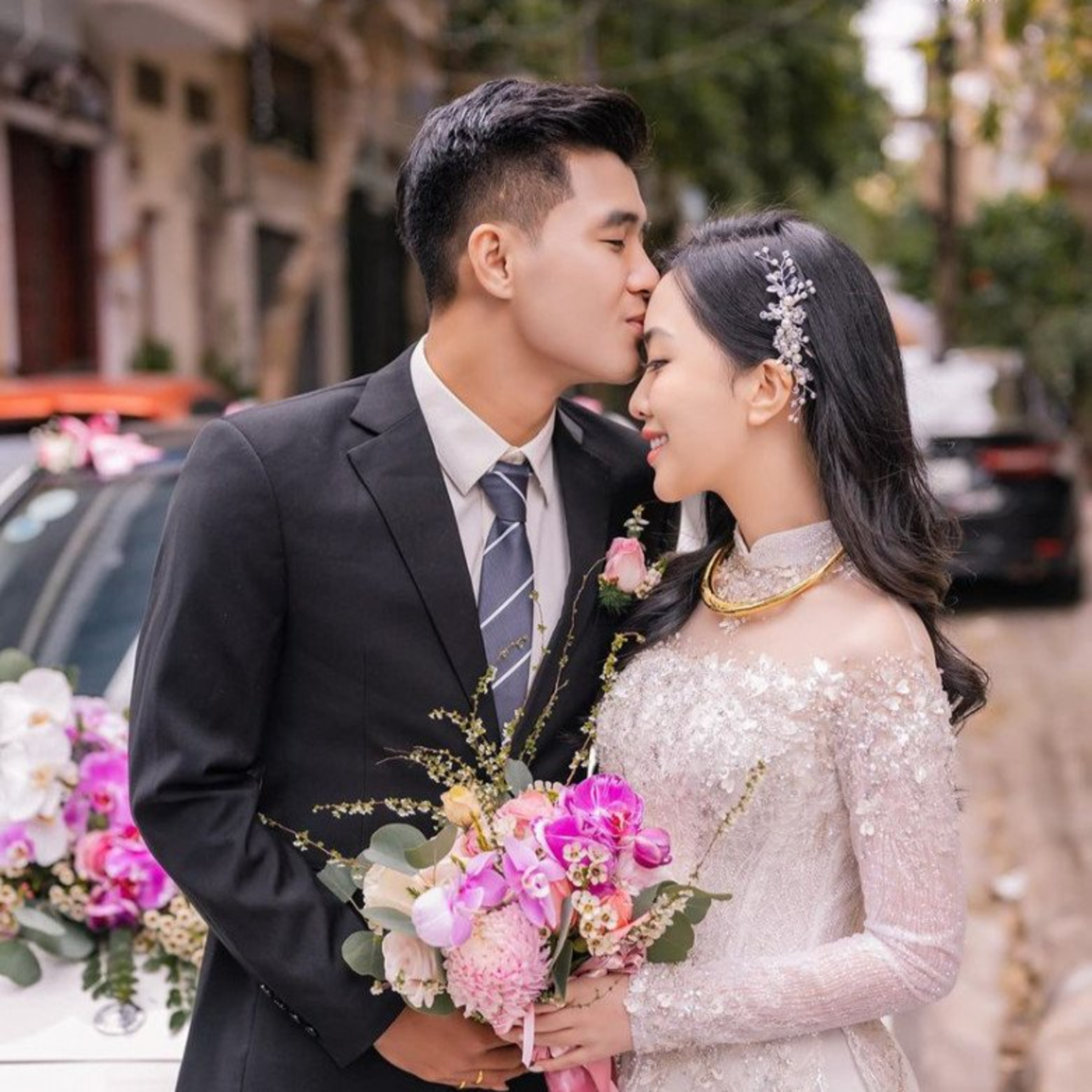 Hà Đức Chinh, Bùi Tiến Dũng và dàn cầu thủ Việt rộn ràng cưới hỏi nửa đầu năm 2022 episode artwork