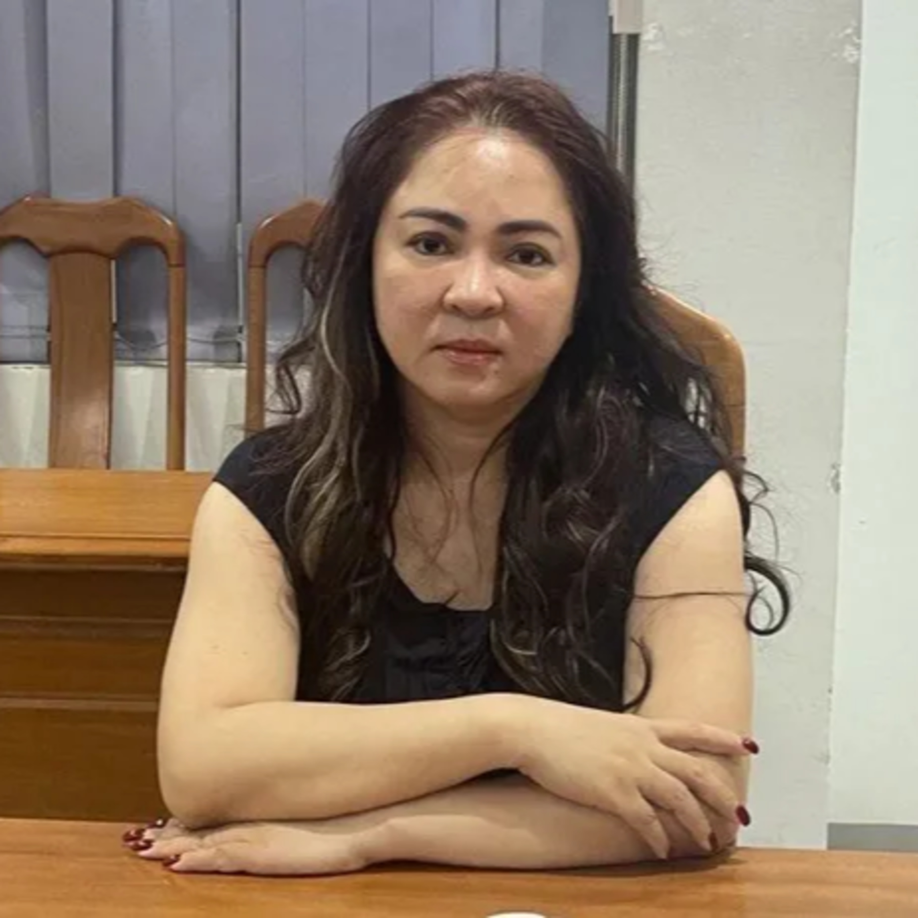 Bà Phương Hằng nhận quyết định buồn từ VKSND, tiếp tục bị tạm giam thêm 2 tháng episode artwork