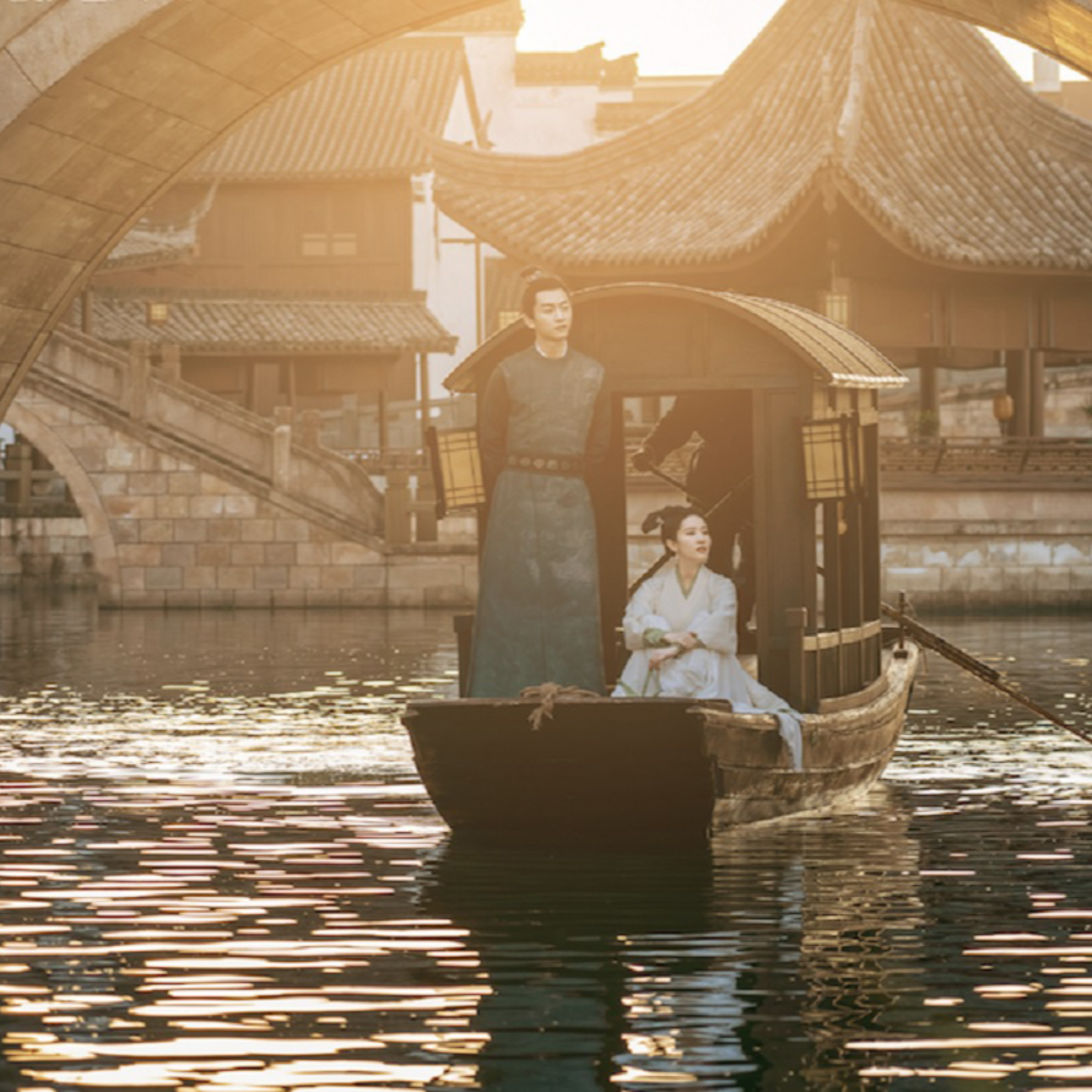 Trần Hiểu khen Lưu Diệc Phi, hé lộ thái độ của bà xã Trần Nghiên Hy khi đóng cảnh “yêu” đồng nghiệp? episode artwork
