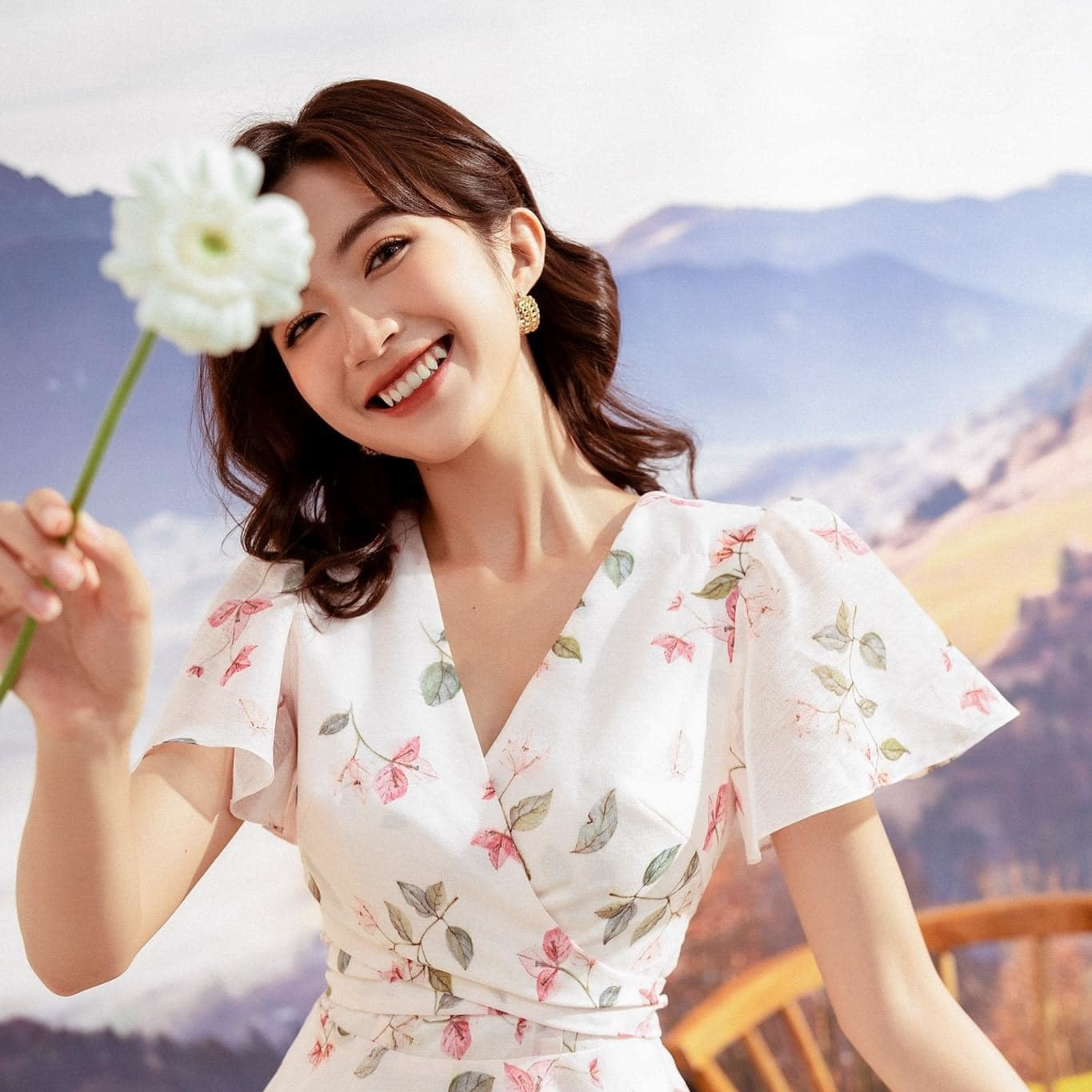 Thu Hà Ceri - Ngọc Huyền: 2 hot girl Gen Z đa tài, nổi bật từ phim đến đời thường episode artwork