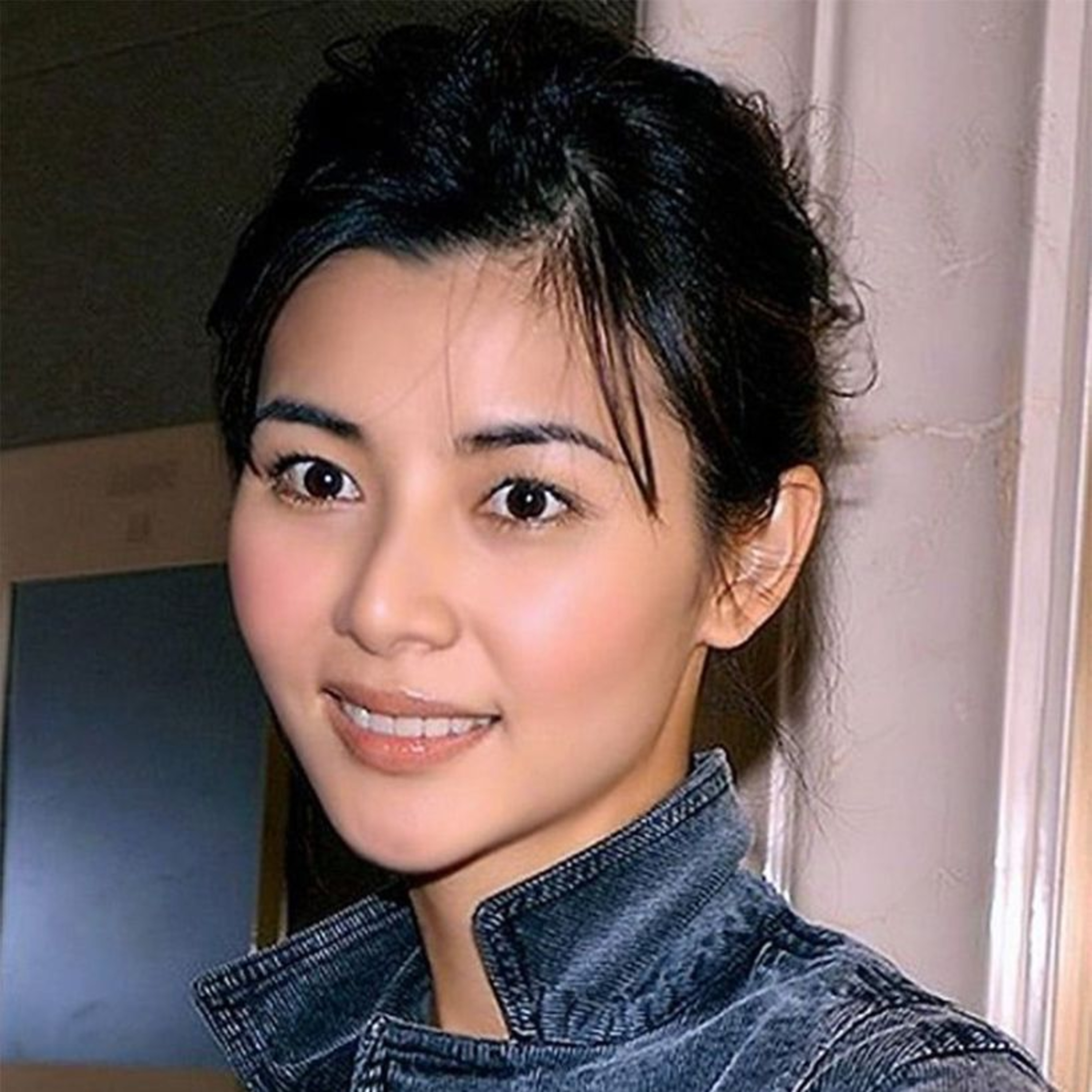 Mông Gia Tuệ - Mỹ nhân "phản bội" TVB xuống sắc ở tuổi U50, cuộc sống giờ ra sao? episode artwork
