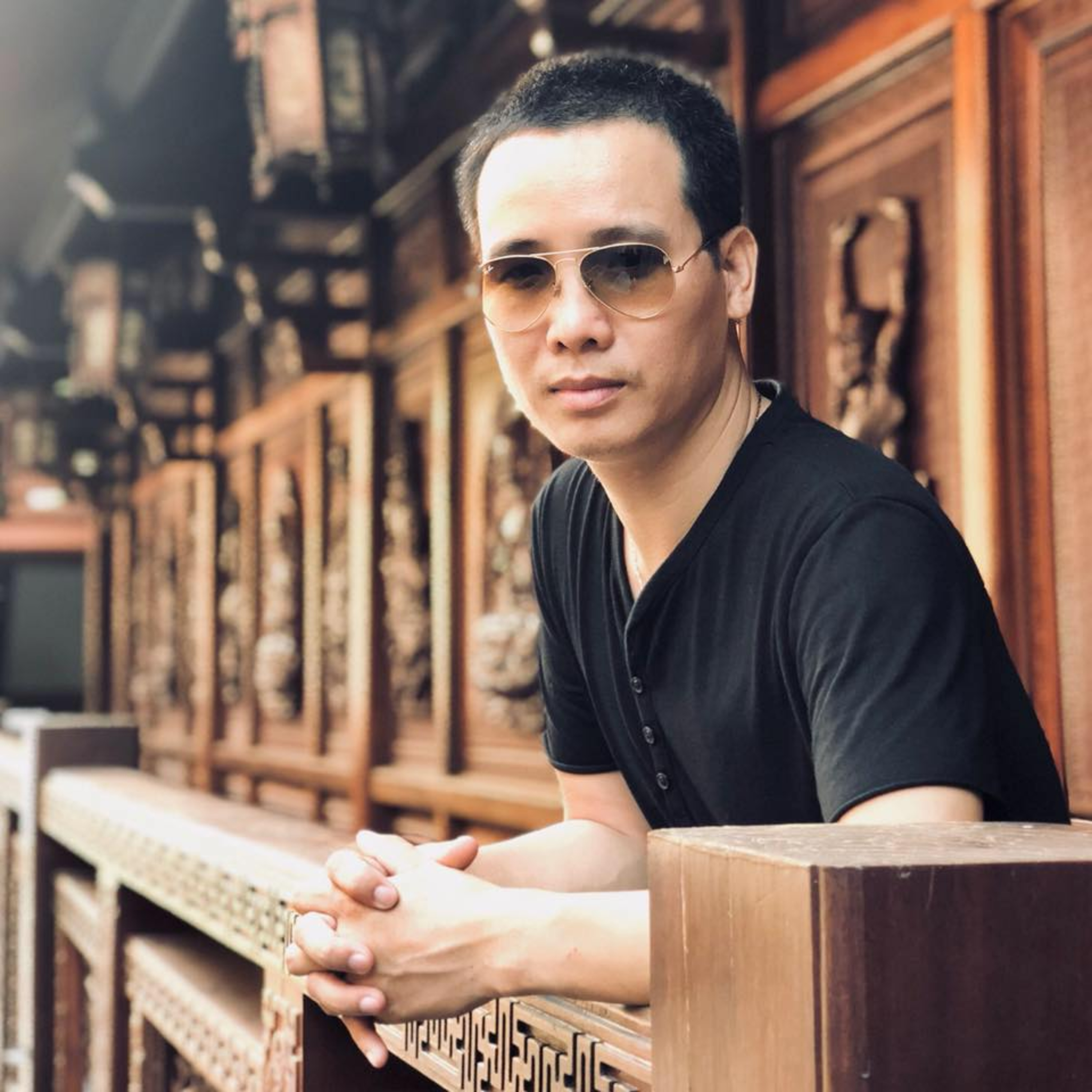 Nhà báo Hoàng Nguyên Vũ gọi "2 nghệ sĩ Việt" c.ư.ỡ.ng h.i.ế.p gái Tây là ung nhọt episode artwork