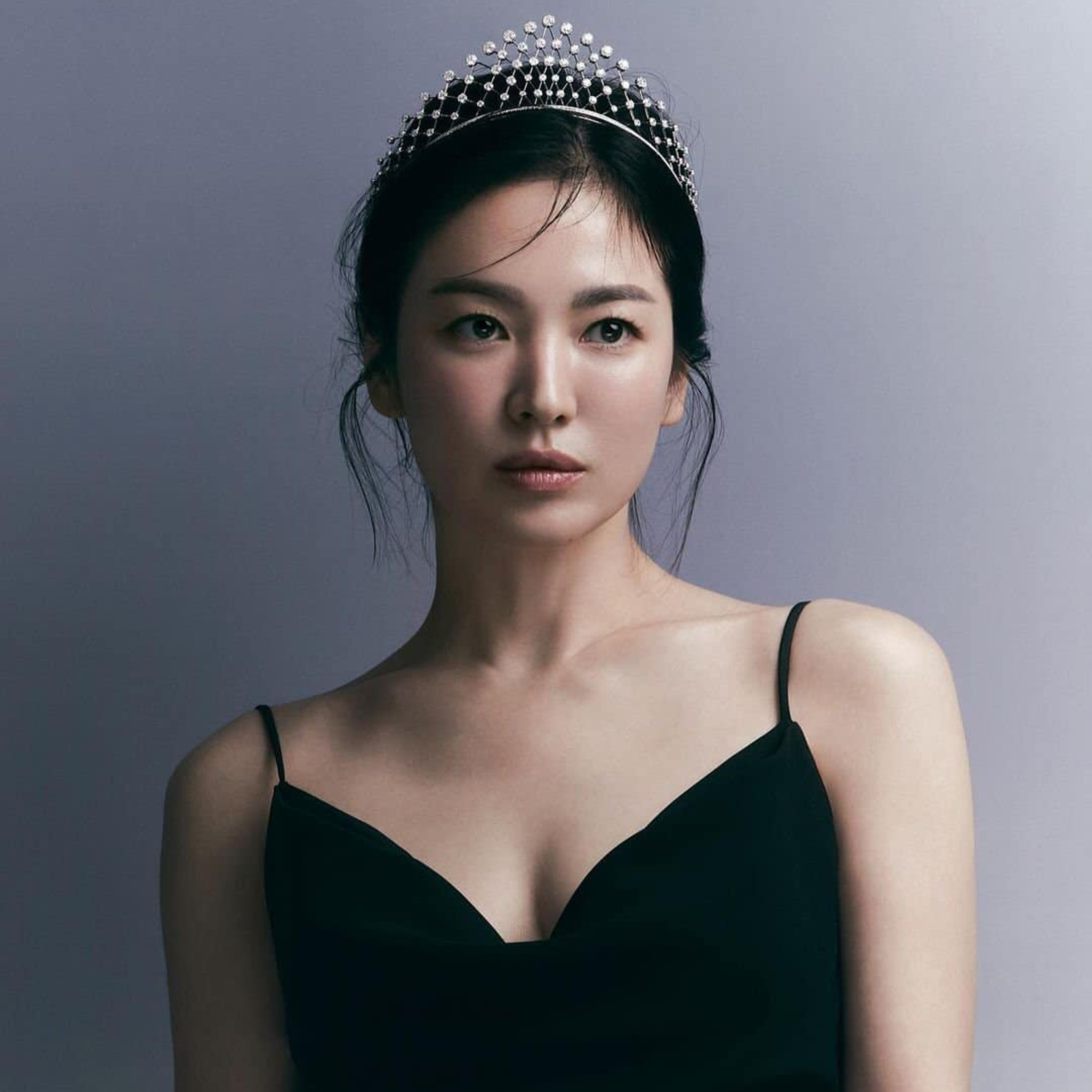Song Hye Kyo khiến dân chúng rơi nước mắt khi xuất hiện giữa tin tái hợp Song Joong Ki episode artwork