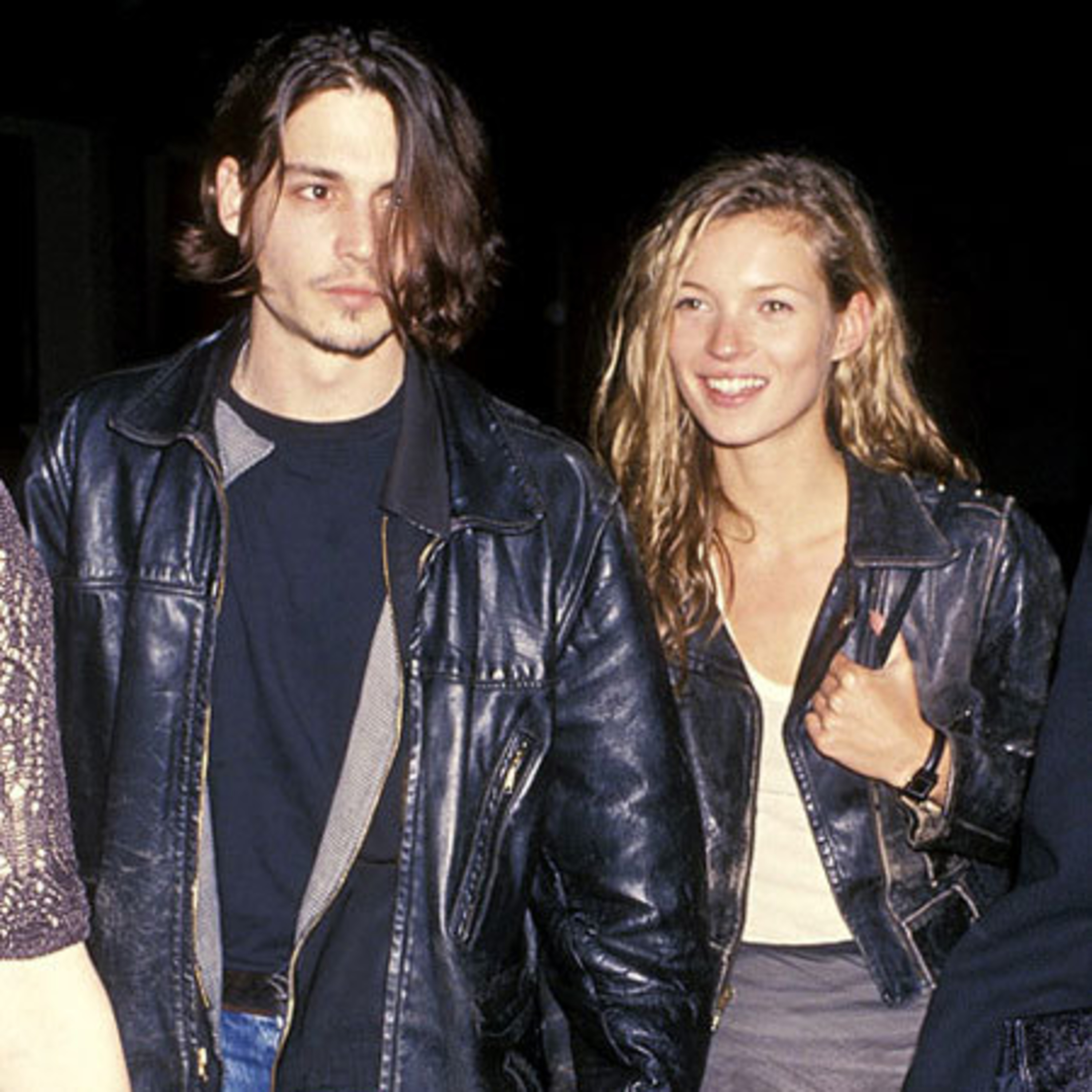Johnny Depp “phụ lòng” Kate Moss vì tham công tiếc việc, khiến Winona Ryder sang chấn tâm lý  episode artwork