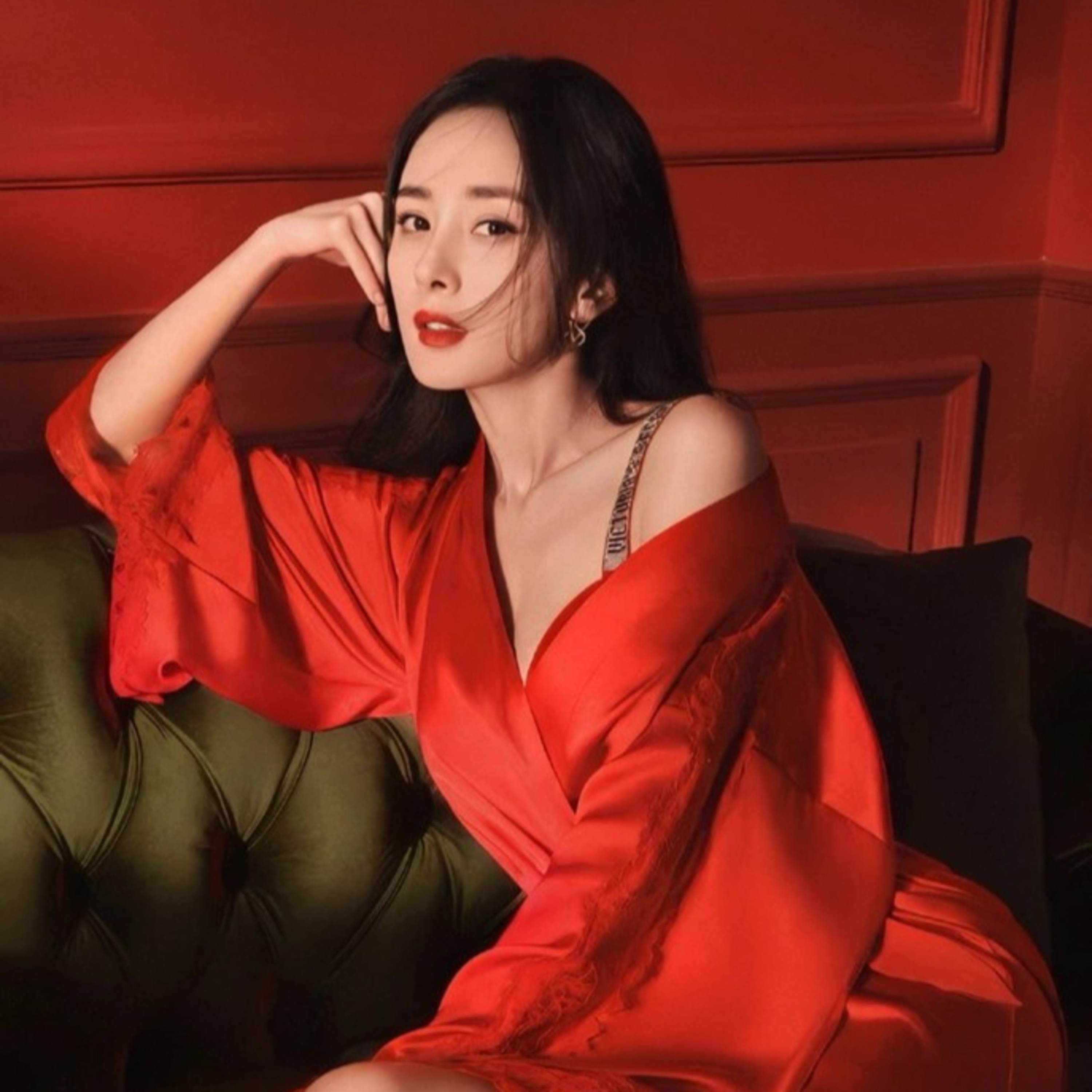Dương Mịch có IQ cao vút nhưng vẫn bị chê “kém nhất nhà”, nhìn gia phả 3 đời mới hiểu lý do episode artwork
