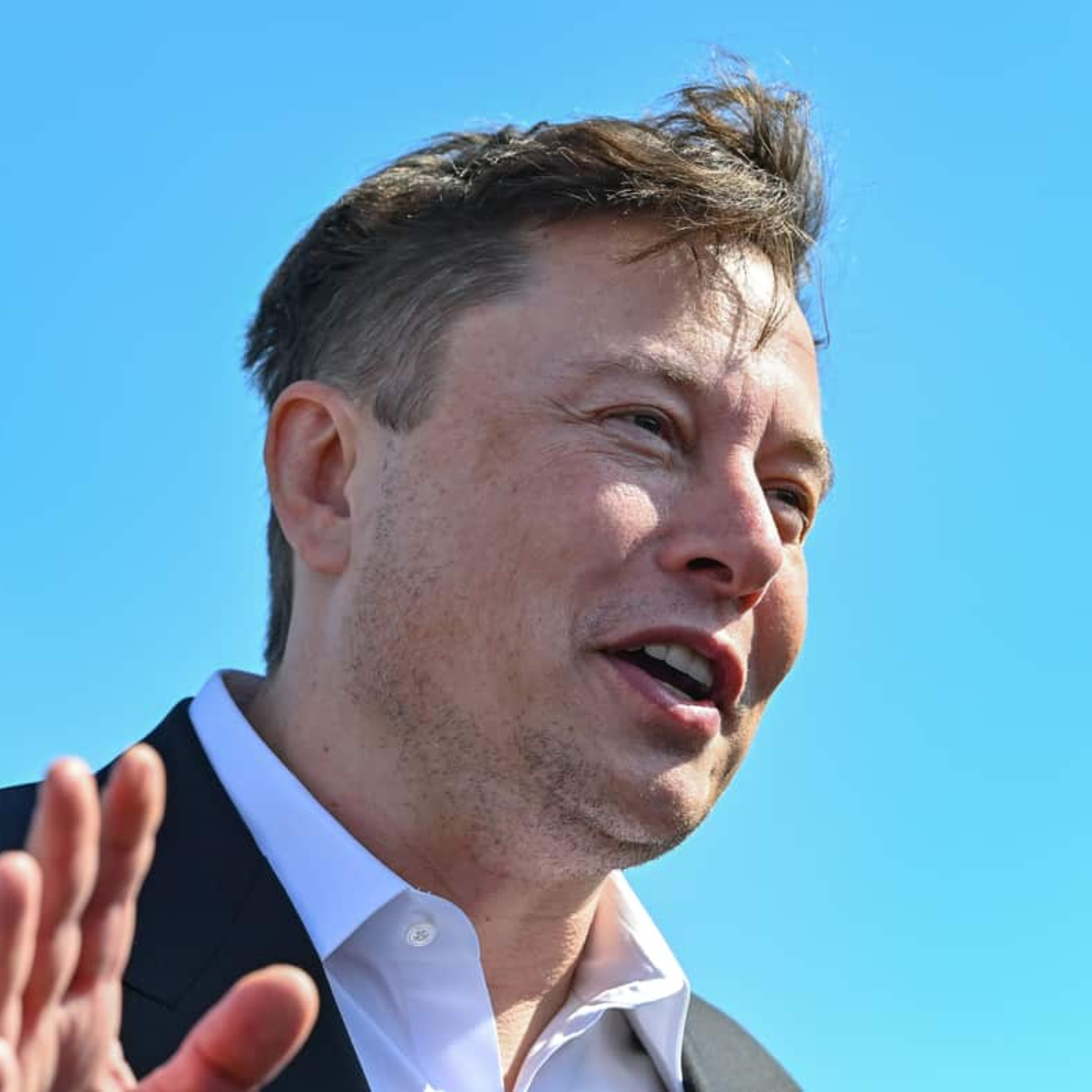 Elon Musk phân trần sau tin có con với nhân viên: "Tôi đang giúp đối phó cuộc khủng hoảng dân số suy giảm" episode artwork