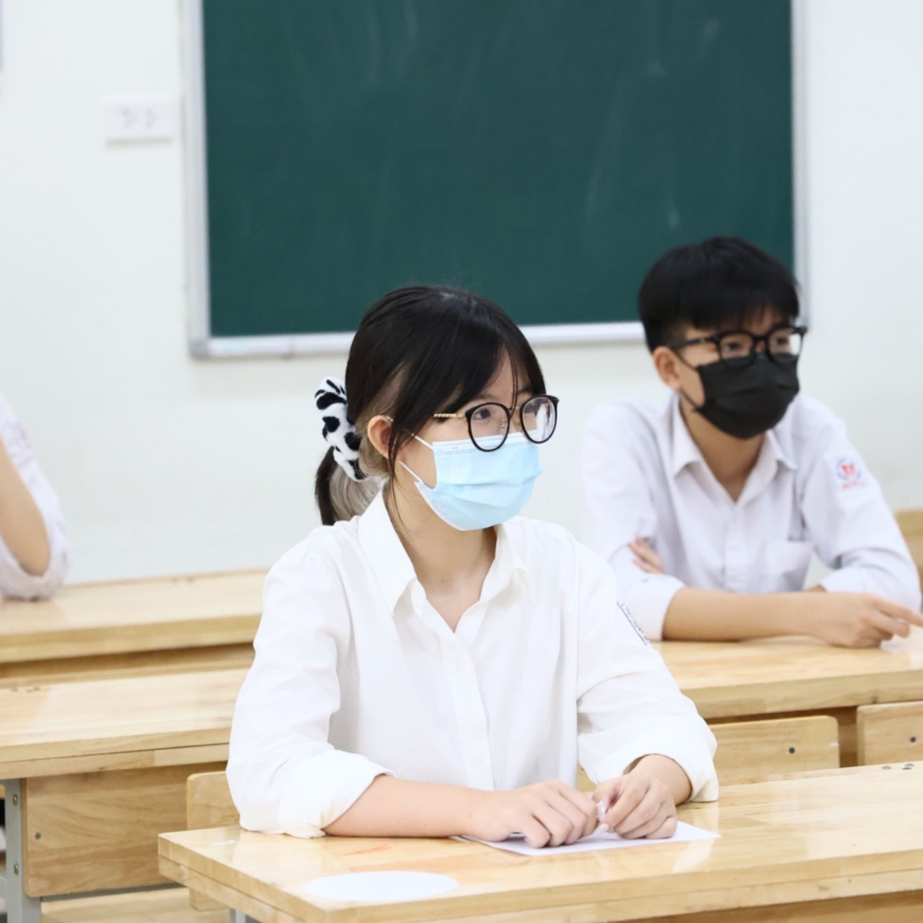 Nữ sinh bỏ nhà đi vì thi trượt lớp 10, người mẹ khóc hết nước mắt: "Bố mẹ chỉ cần có con quay về" episode artwork