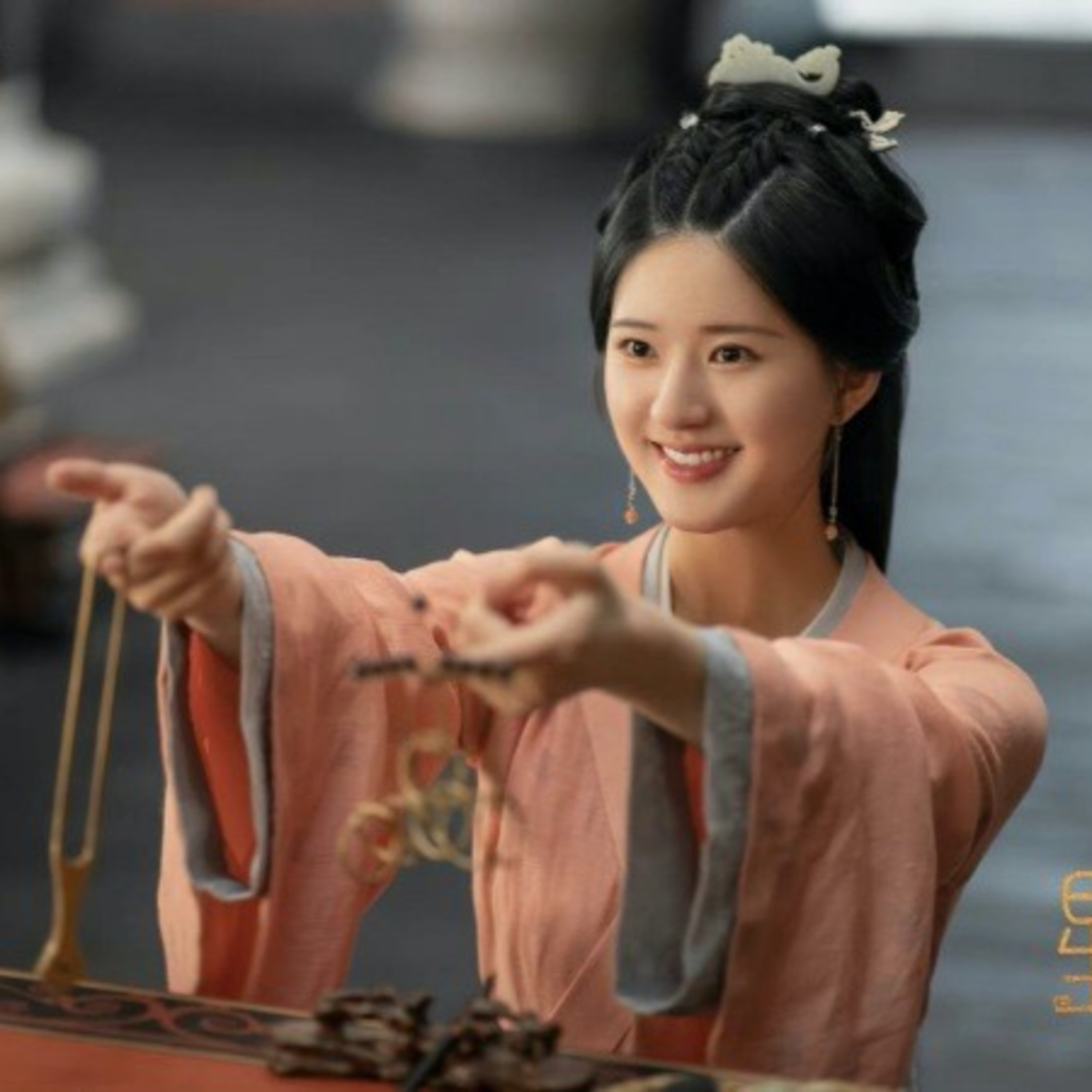 Triệu Lộ Tư bị mỉa mai vì bóp mặt đầy lộ liễu trong Tinh Hán Xán Lạn episode artwork