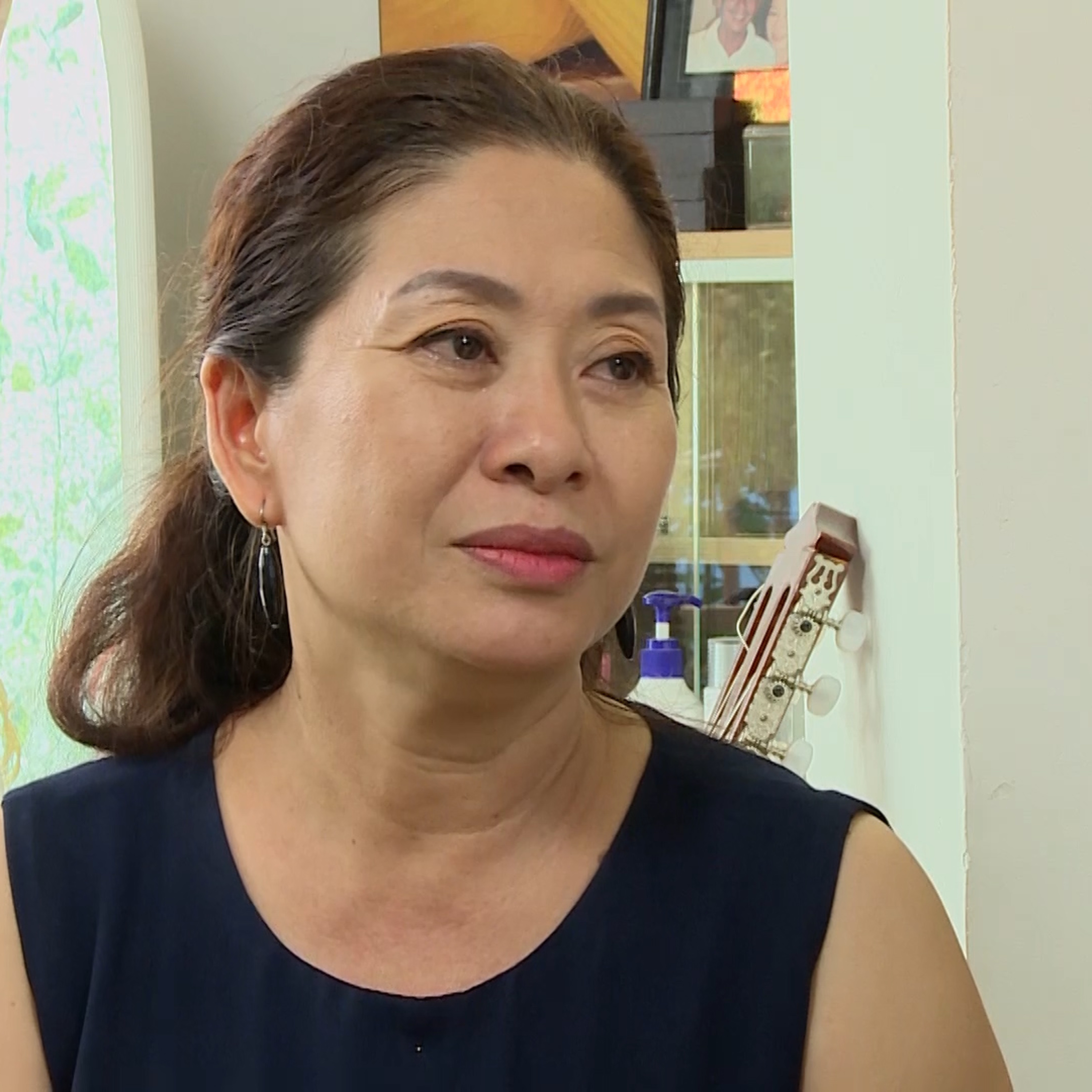 NSƯT Lam Tuyền: Ăn chợ, ngủ đình, thành góa phụ ở tuổi 24 và cái kết bình yên bên tri kỷ tuổi U50 episode artwork