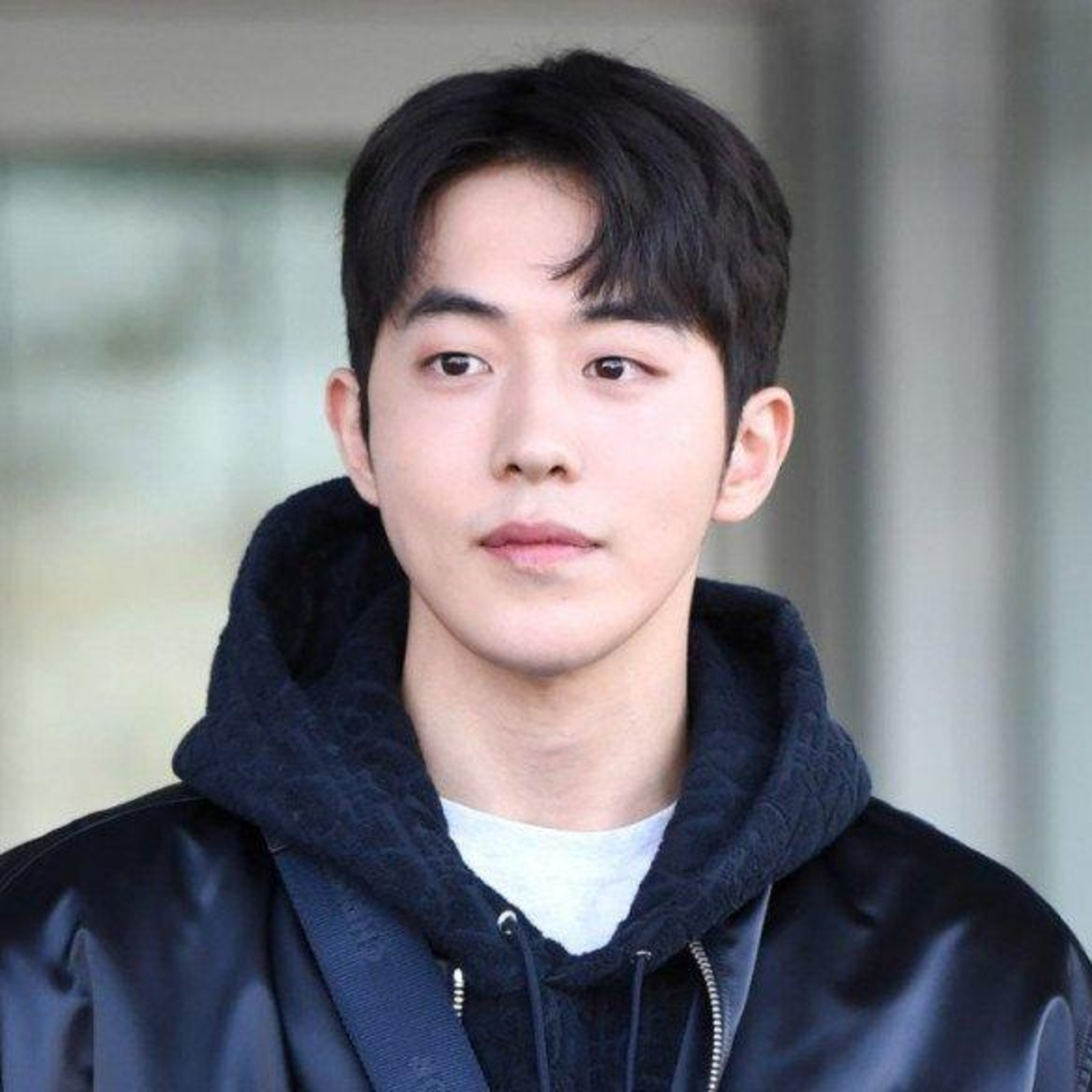 Nam Joo Hyuk vướng bê bối, các đồng nghiệp người khen, kẻ chê episode artwork