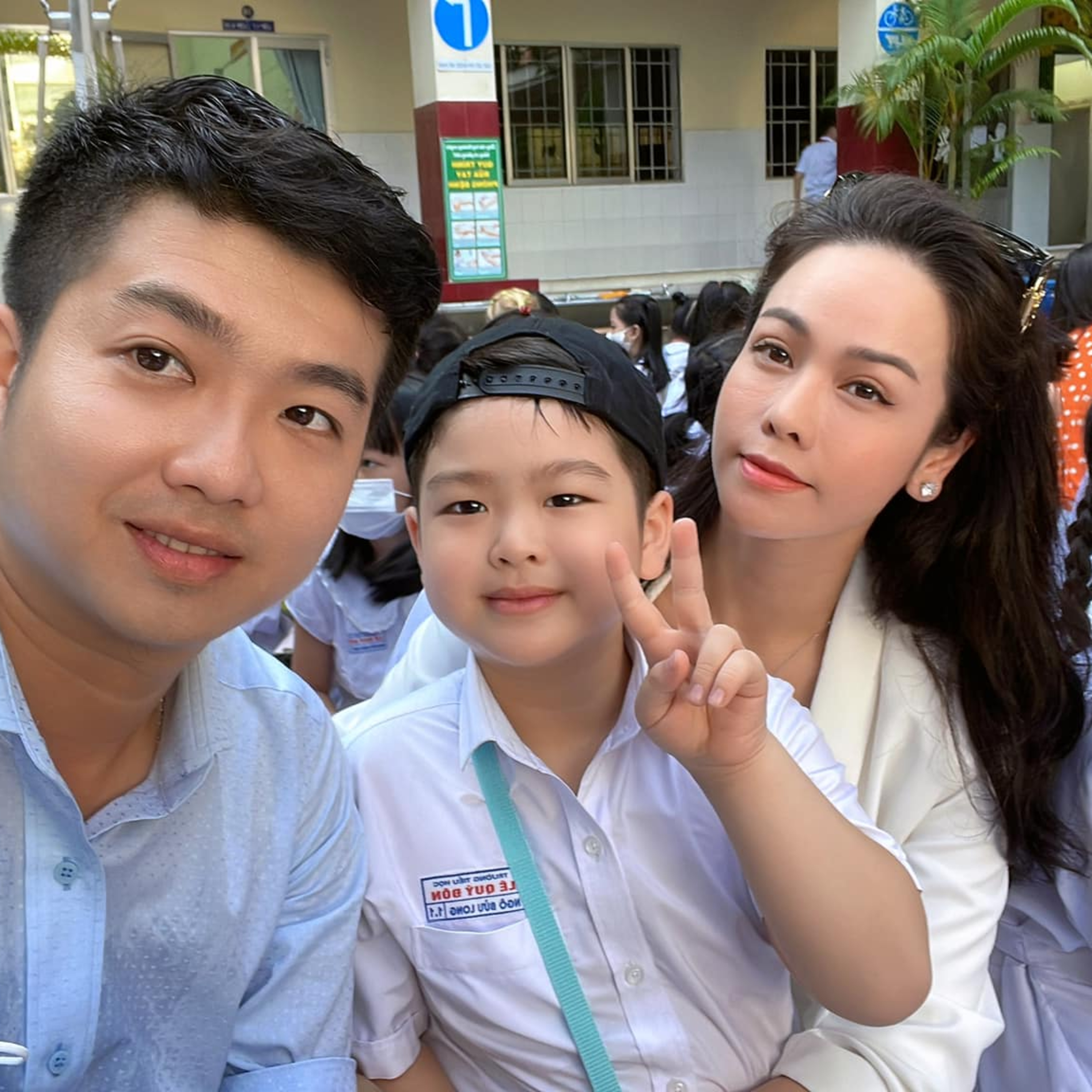 Nhật Kim Anh nhường quyền nuôi con cho chồng cũ bởi câu nói ‘xé lòng’ của con trai episode artwork