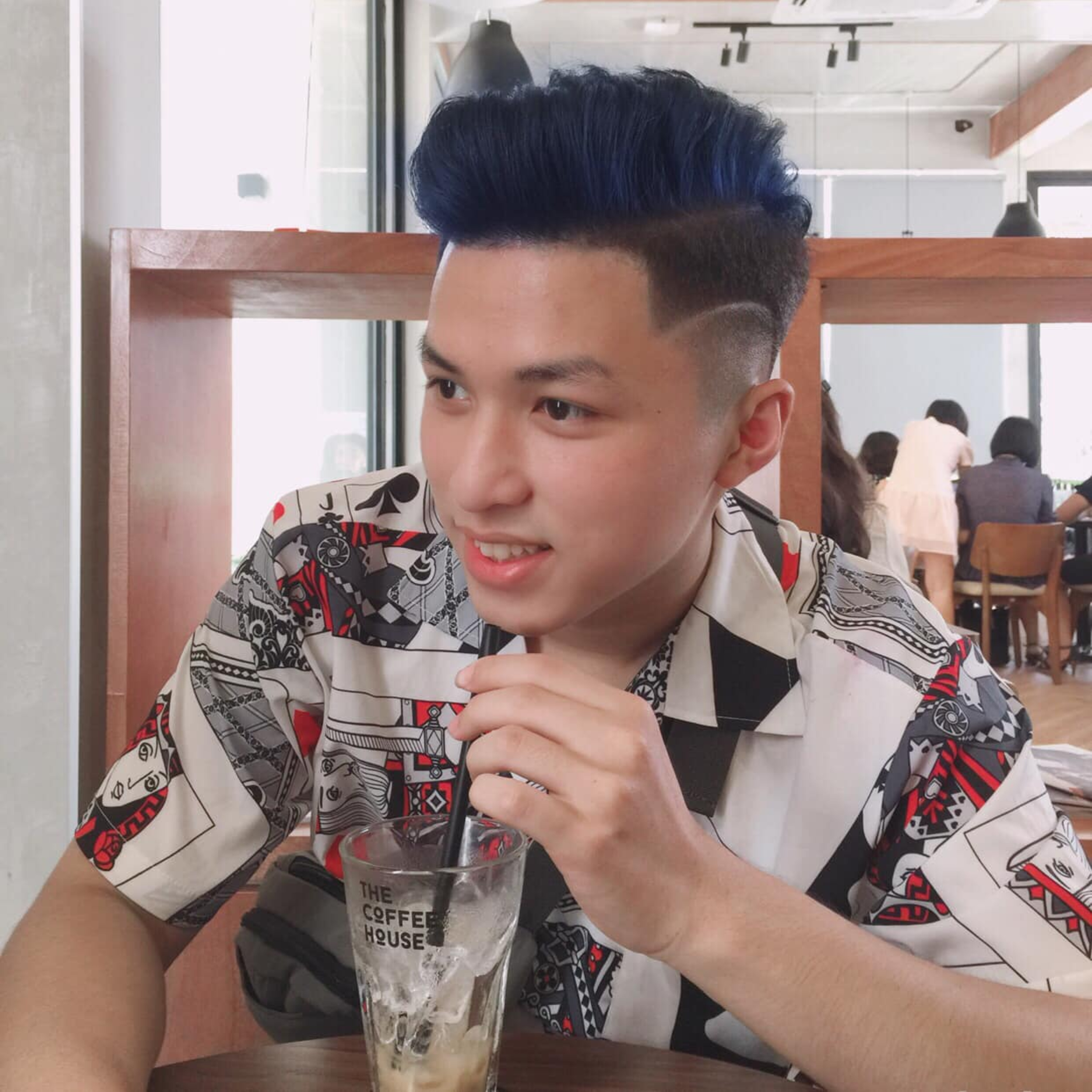 Hot Tiktoker Hoàng Hôn đang nổi rần rần cõi mạng với clip 2 phút là ai? episode artwork