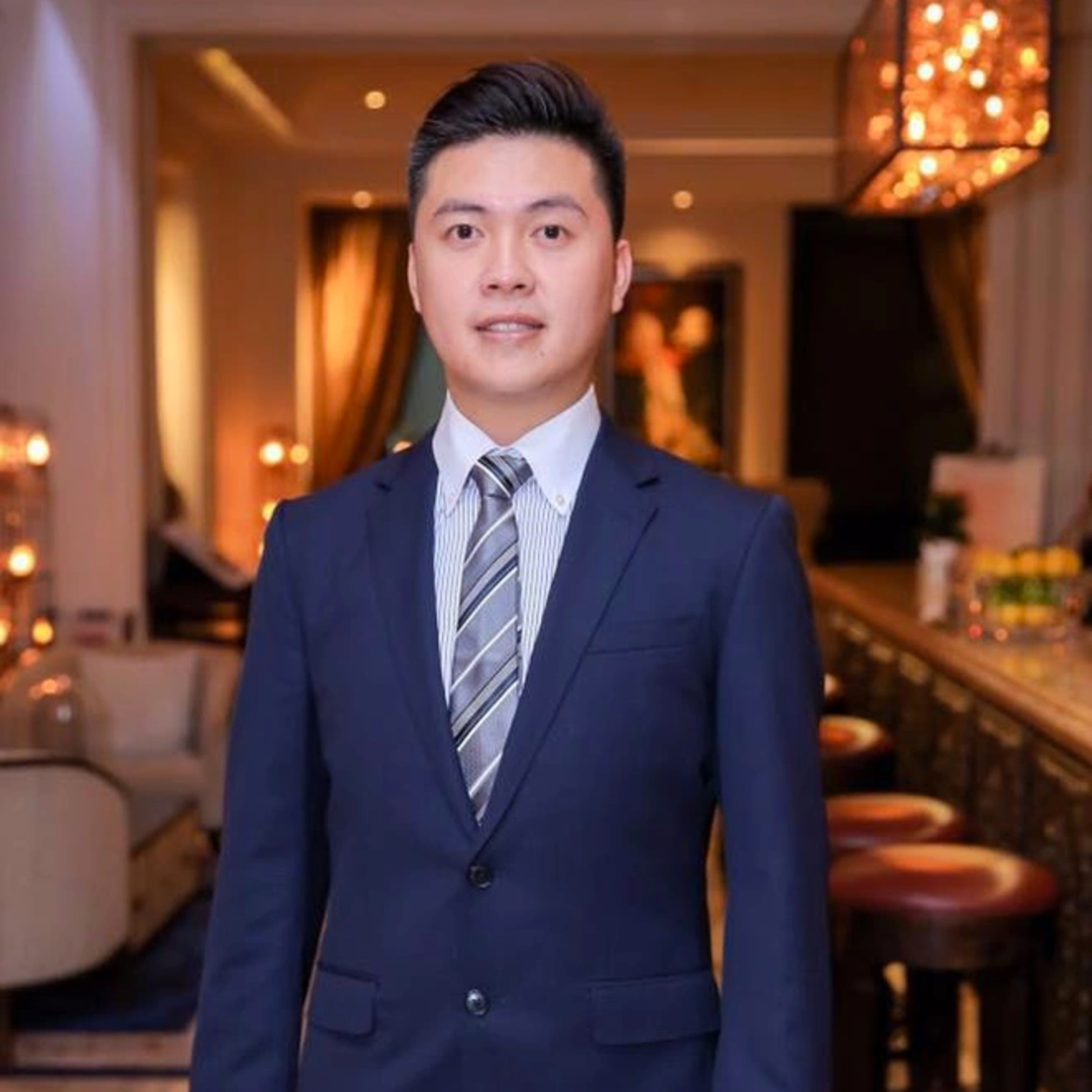 Nguyễn Duy Anh - Từ đi rửa chén thuê đến người Việt đầu tiên thành Hiệu trưởng ở Nhật  episode artwork