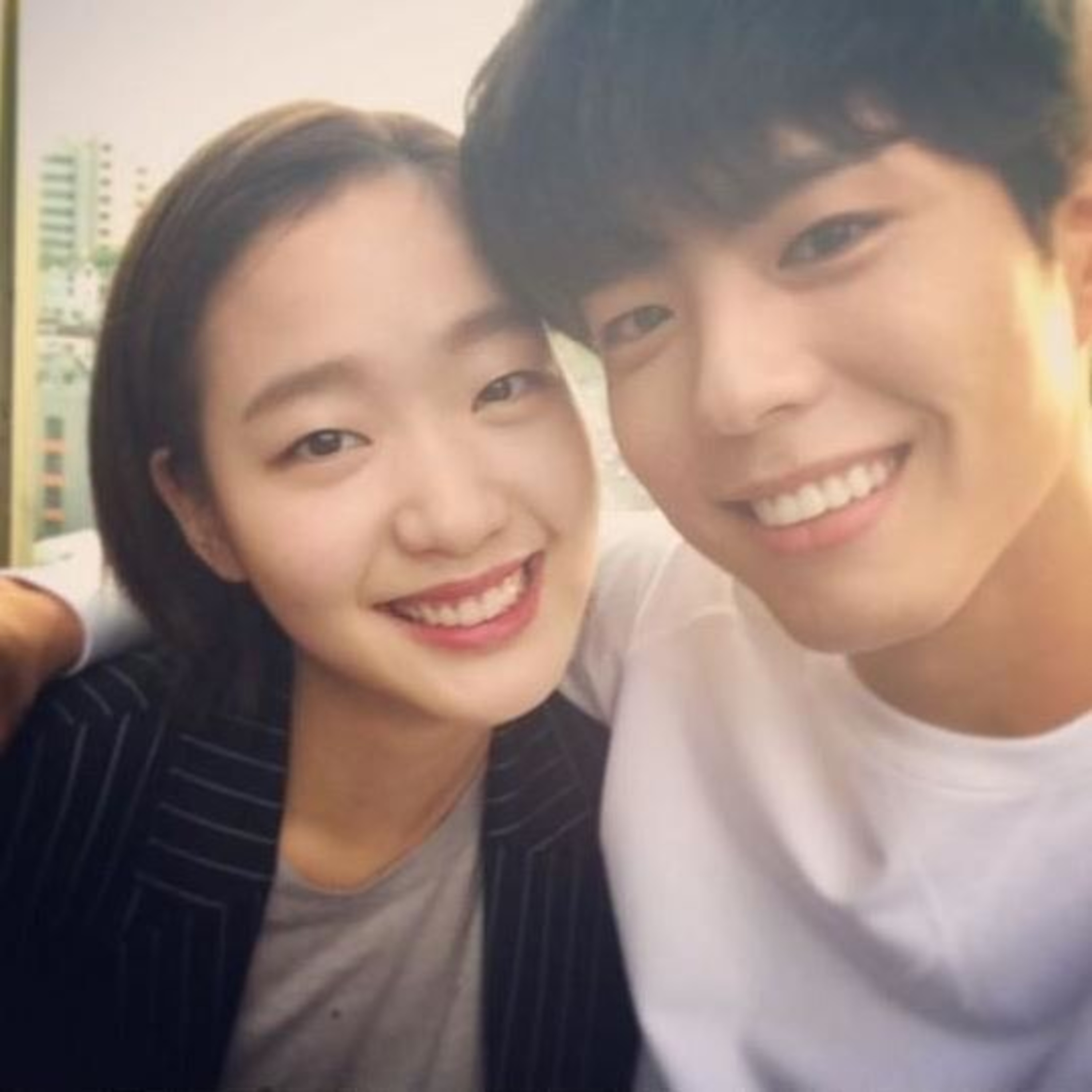 Kim Go Eun - Park Bo Gum và những cặp bạn thân bước ra từ loạt phim đình đám episode artwork