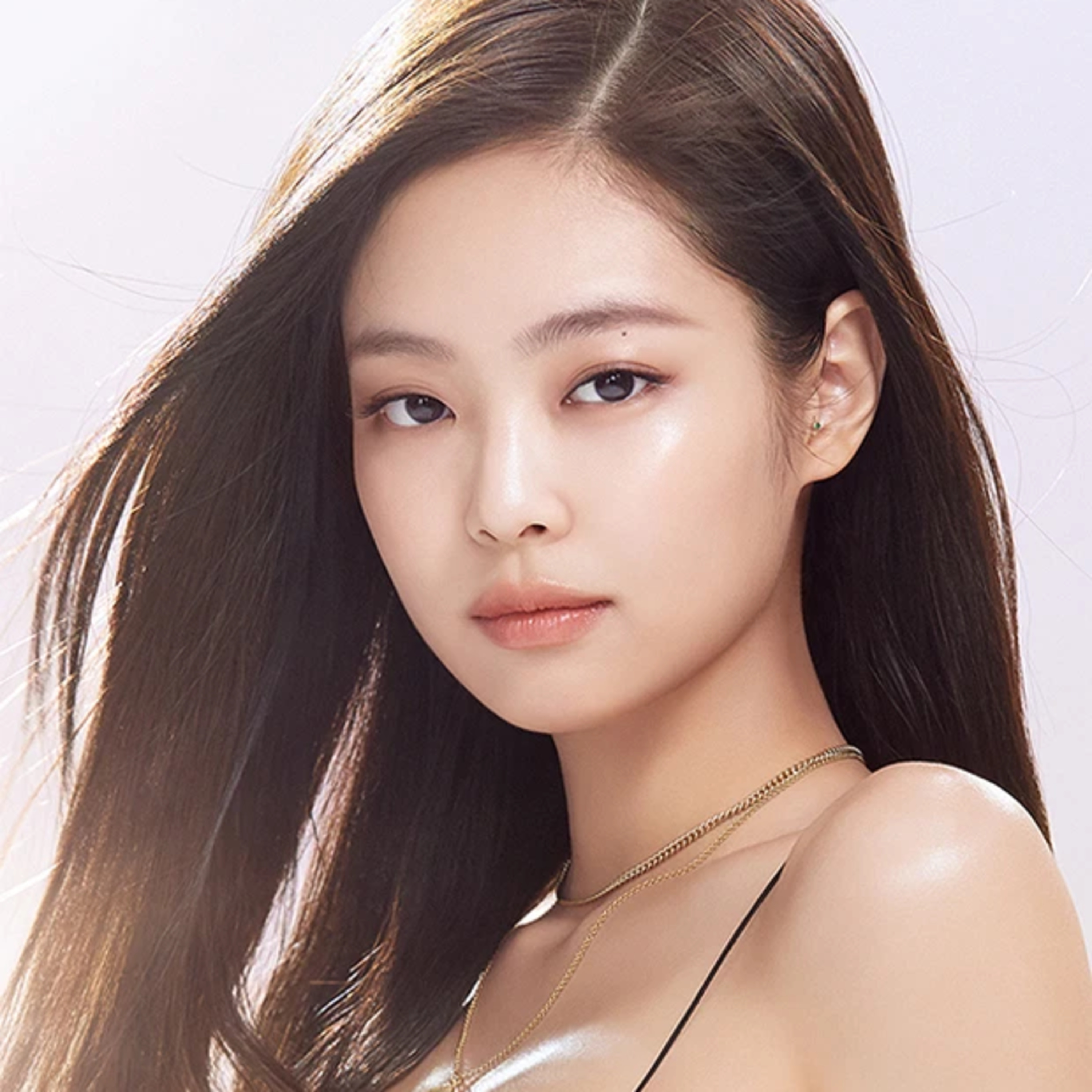 Jennie (Blackpink) bị chỉ trích vì để kiểu tóc giống Lisa trong phim mới episode artwork