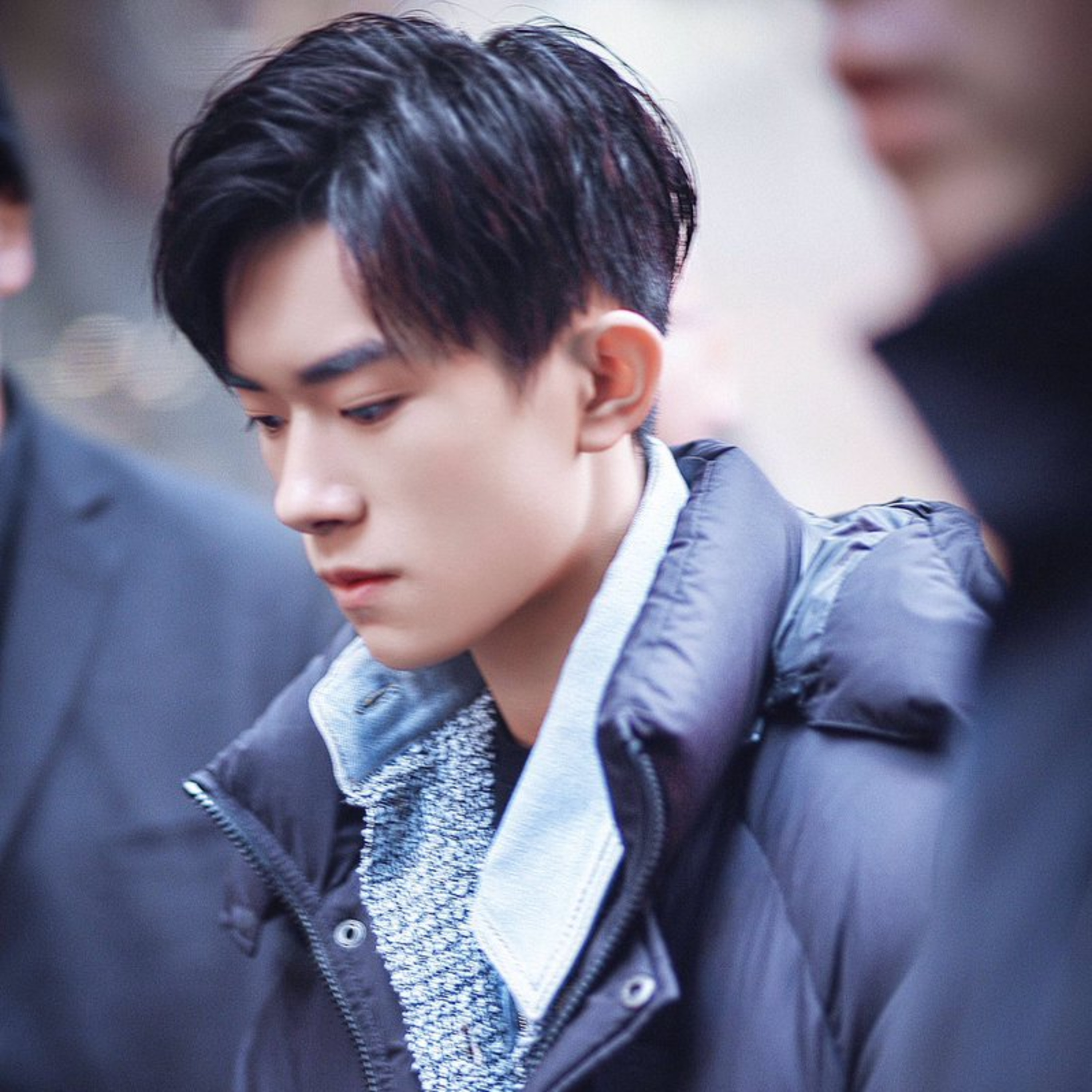 Dịch Dương Thiên Tỉ vẫn được đề cử giải Ảnh đế Bách Hoa, mặc kệ drama 'đi cửa sau' episode artwork