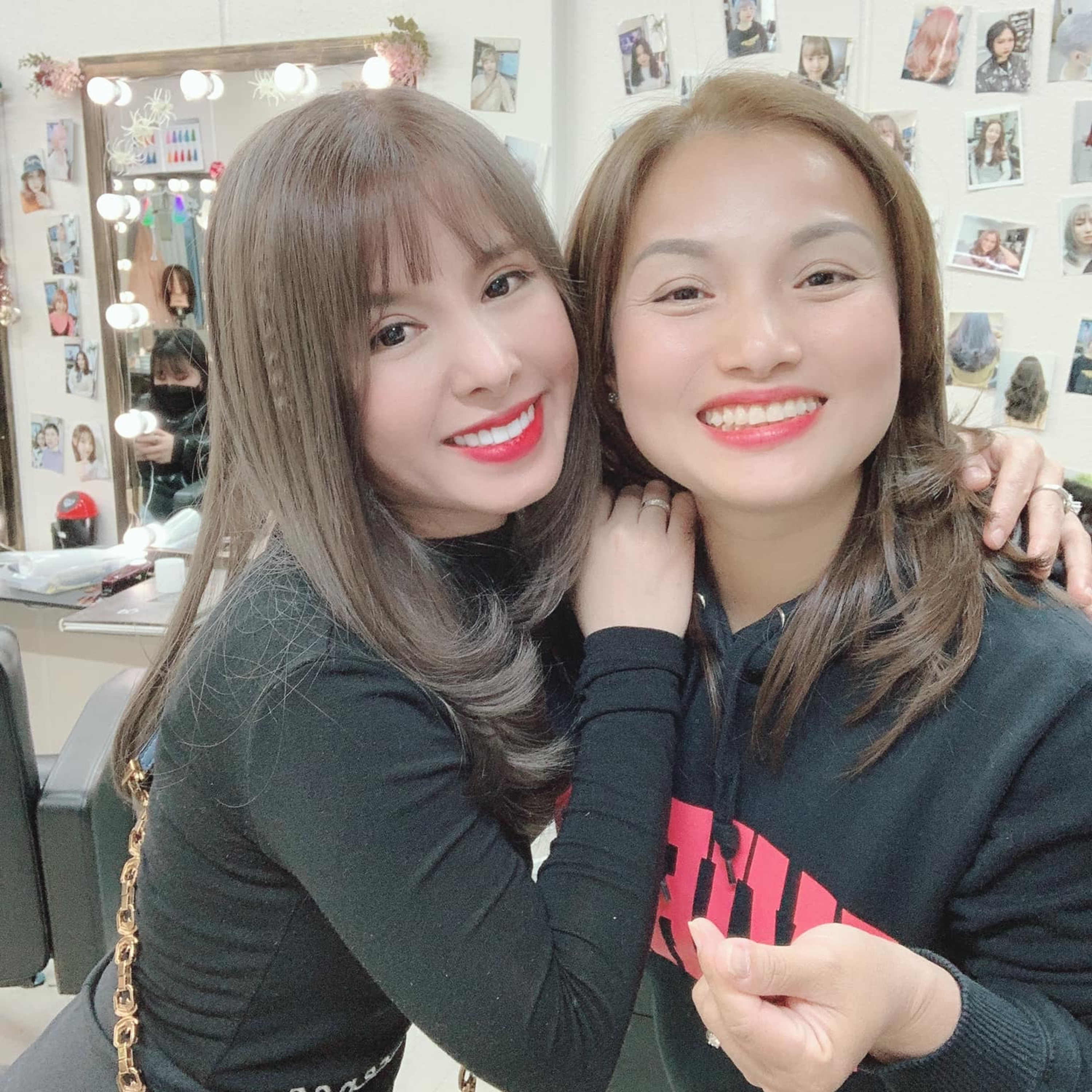Quỳnh Trần JP bất ngờ thông báo đưa bé Sa về Việt Nam: Hai mẹ con đang trên máy bay episode artwork