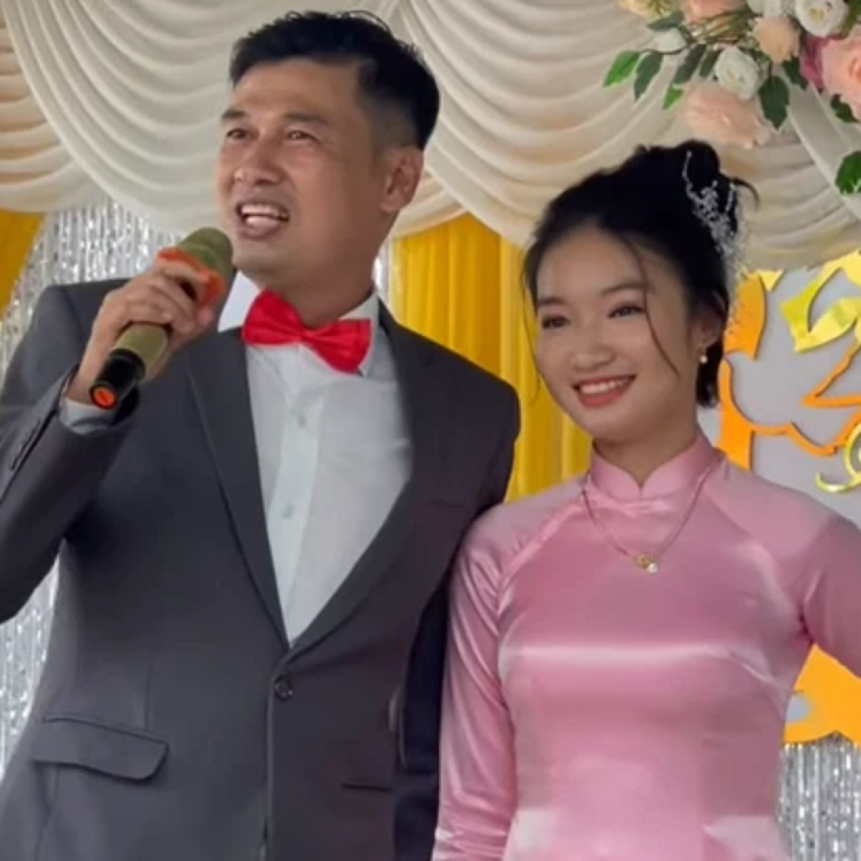 Tiết Cương vướng tin đồn ly hôn vợ kém 26 tuổi, một chi tiết cực rõ khiến netizen ngỡ ngàng episode artwork