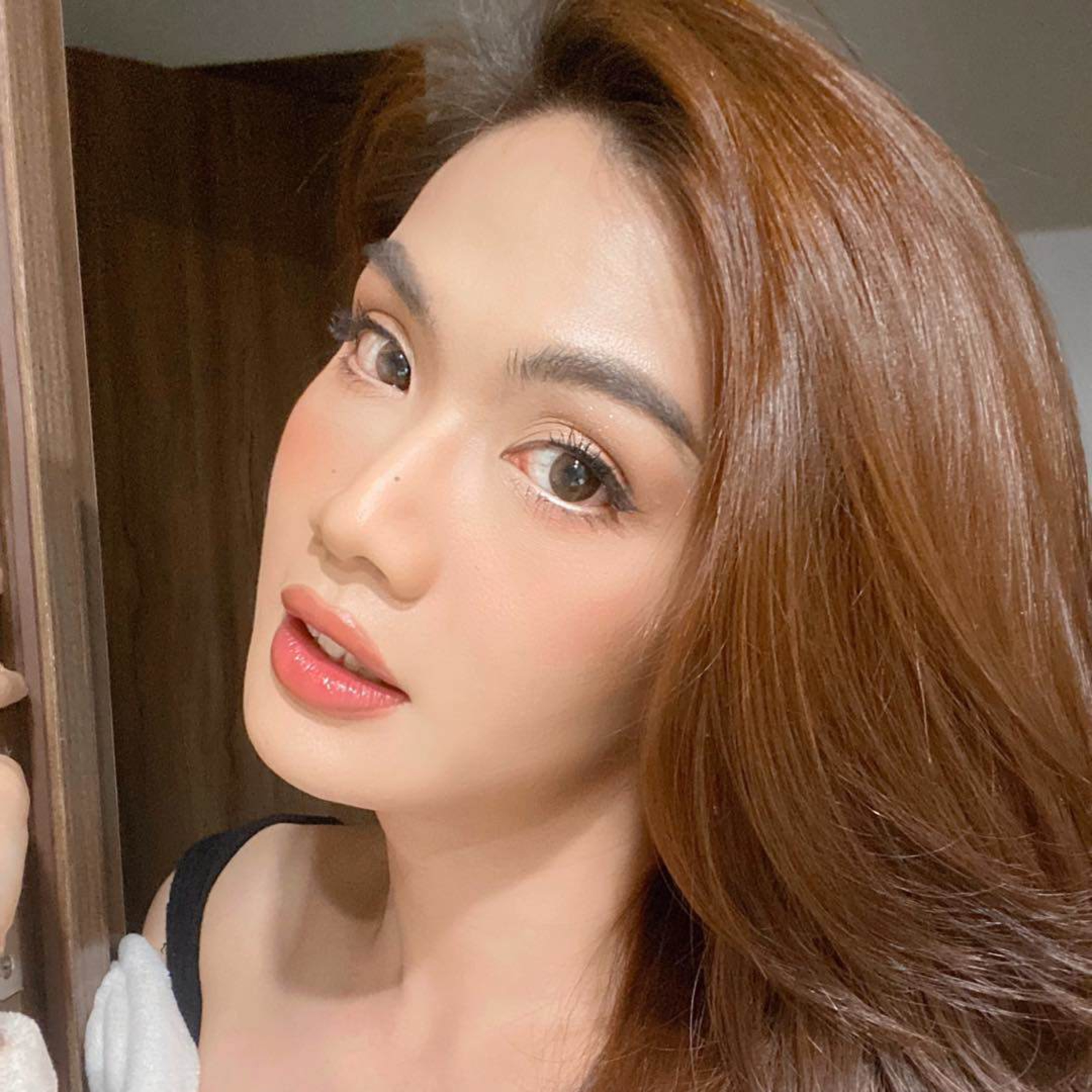 Trấn Thành từng vướng nghi vấn yêu đương đồng giới với 2 nghệ sĩ nam trước khi đến với Hari Won episode artwork