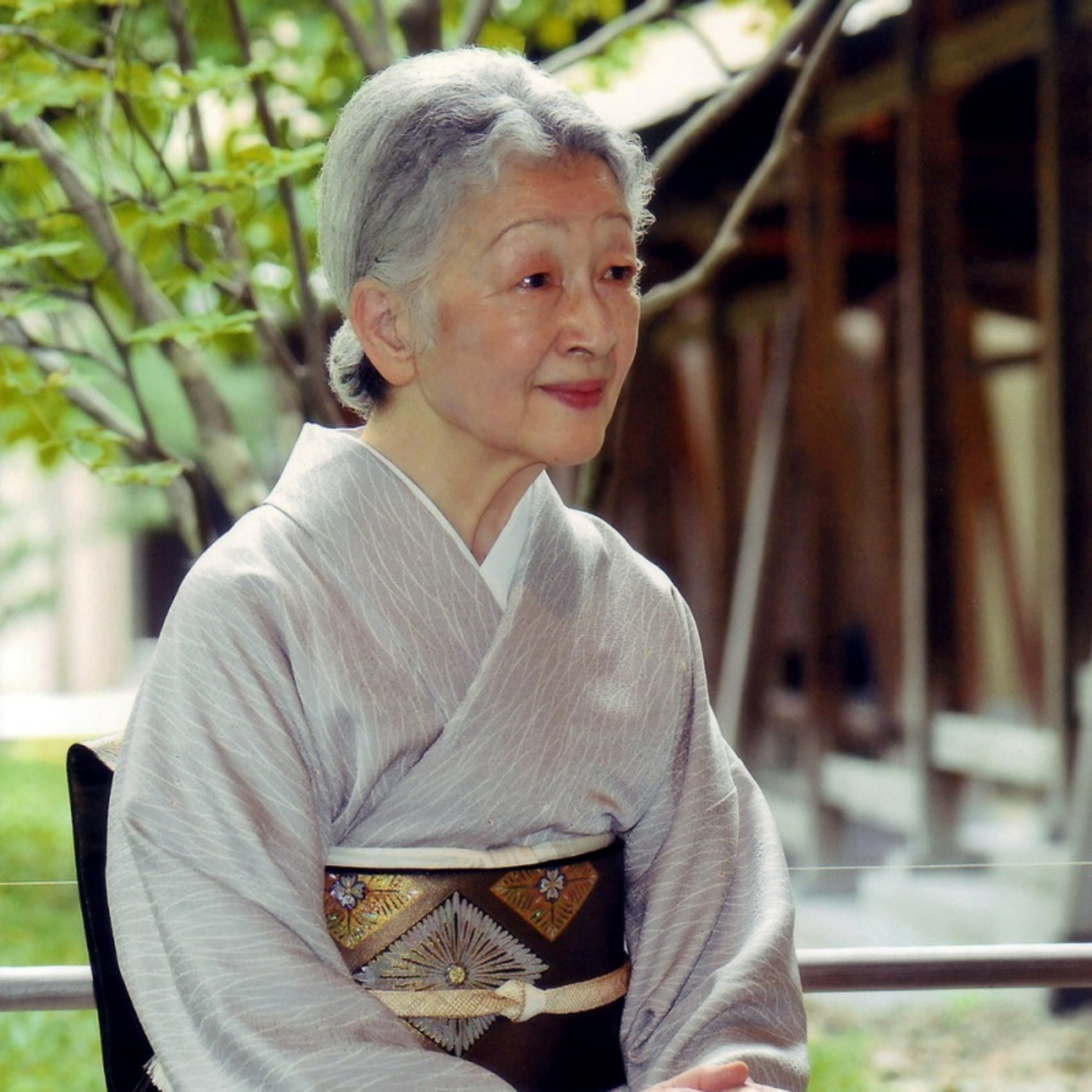 Shoda Michiko - Hoàng Thái Hậu Nhật Bản tài sắc vẹn toàn, đánh đổi cả tuổi trẻ sóng gió episode artwork