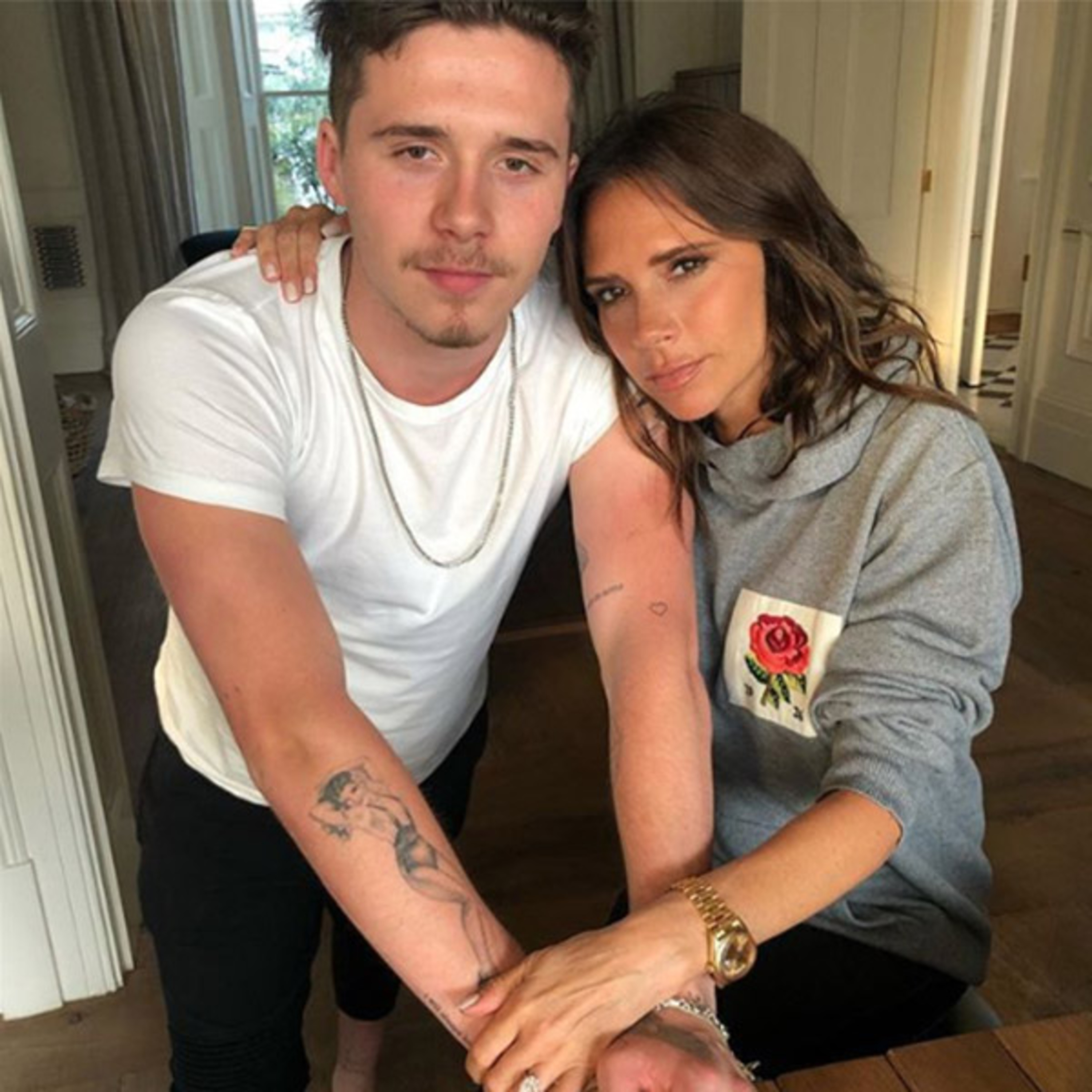 Victoria Beckham thất vọng về Brooklyn vì hành động quá đáng episode artwork