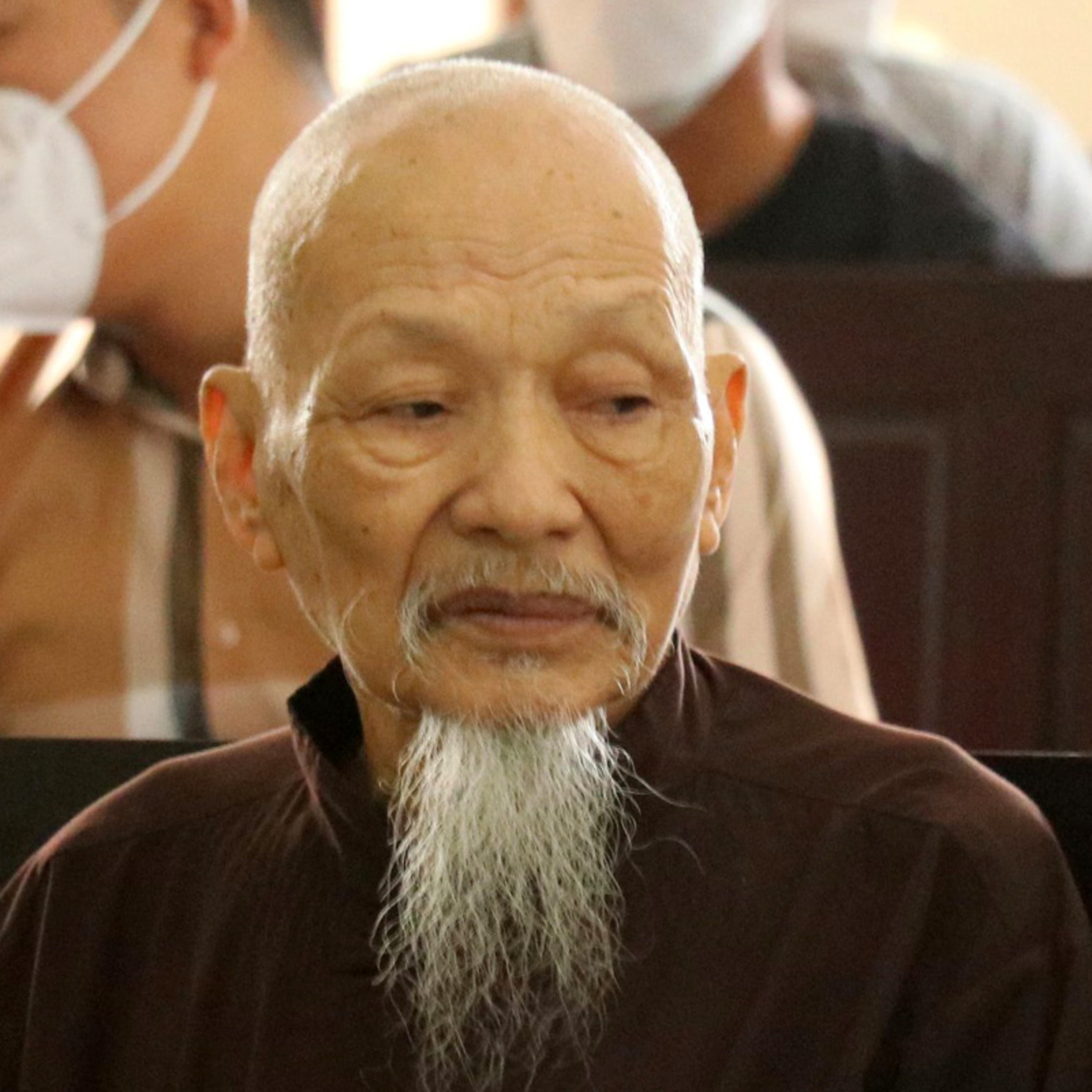 Lê Tùng Vân làm đơn kháng cáo, mắng giám định viên là “rắn độc”, không phục bản án episode artwork