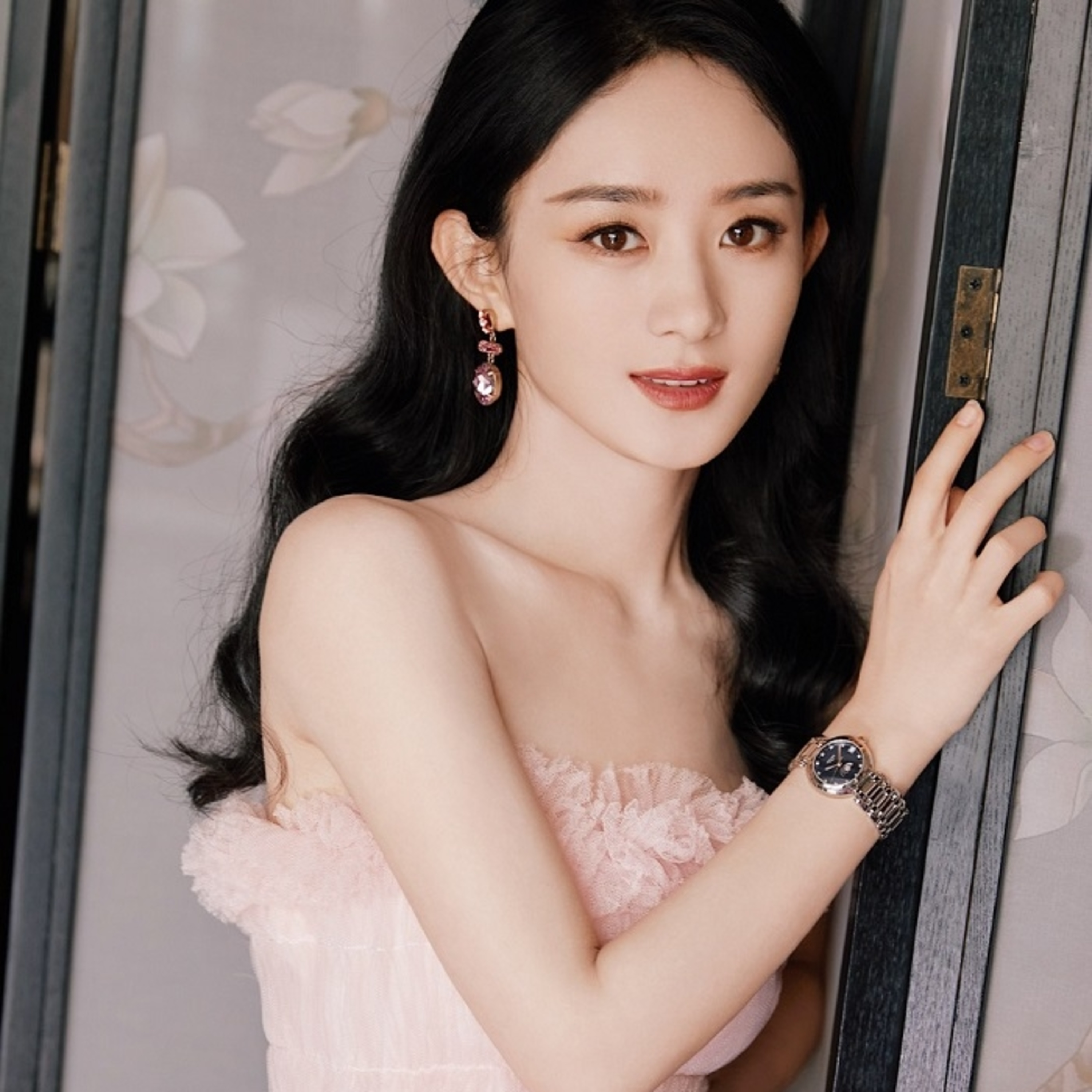 Triệu Lệ Dĩnh thắng kiện, quyết không tha cho kẻ xấu vì dám đụng chạm đến người này episode artwork