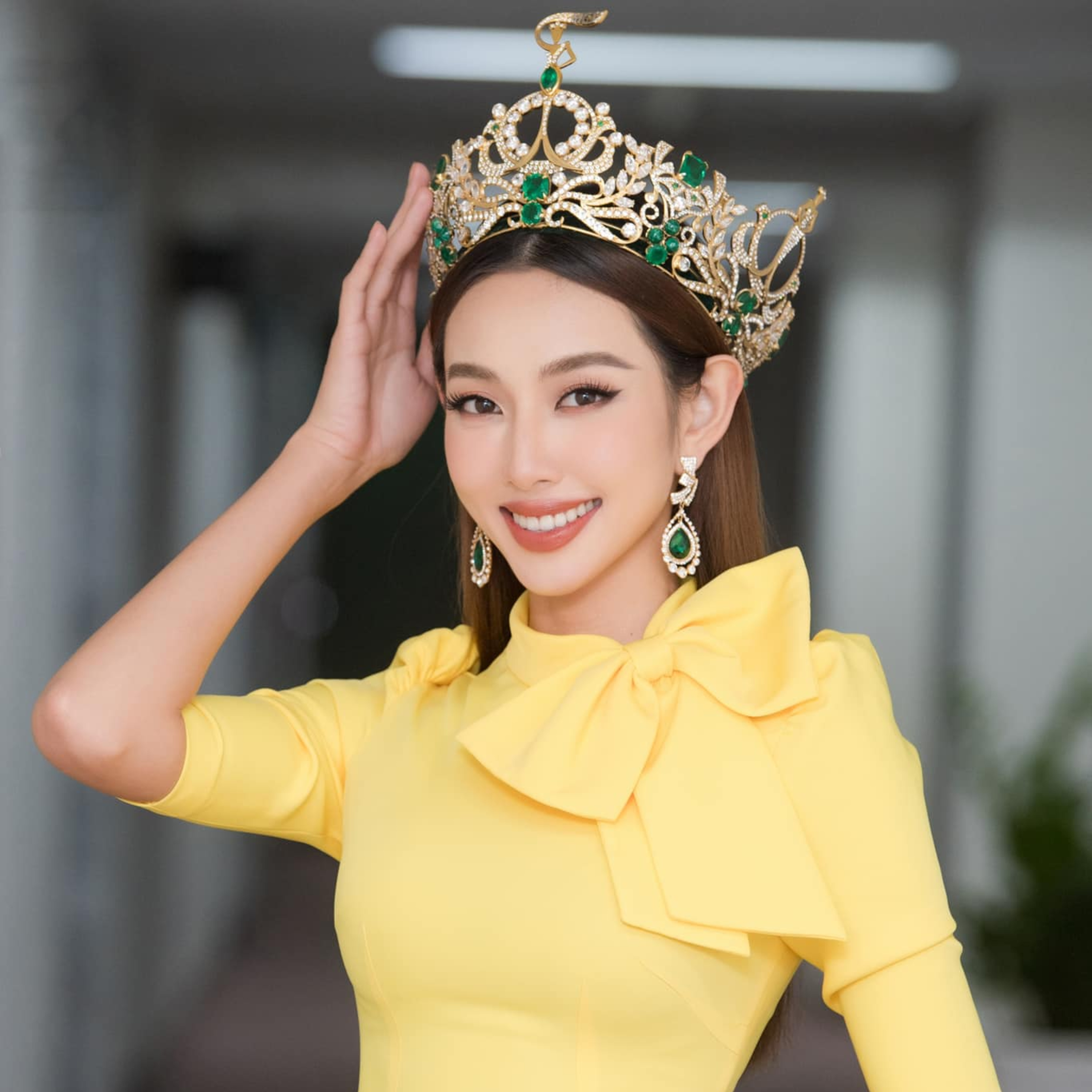 Thùy Tiên ‘làm mưa làm gió’ sau khi trở về Việt Nam: Khoe clip cực nóng bỏng với bộ váy rực lửa episode artwork