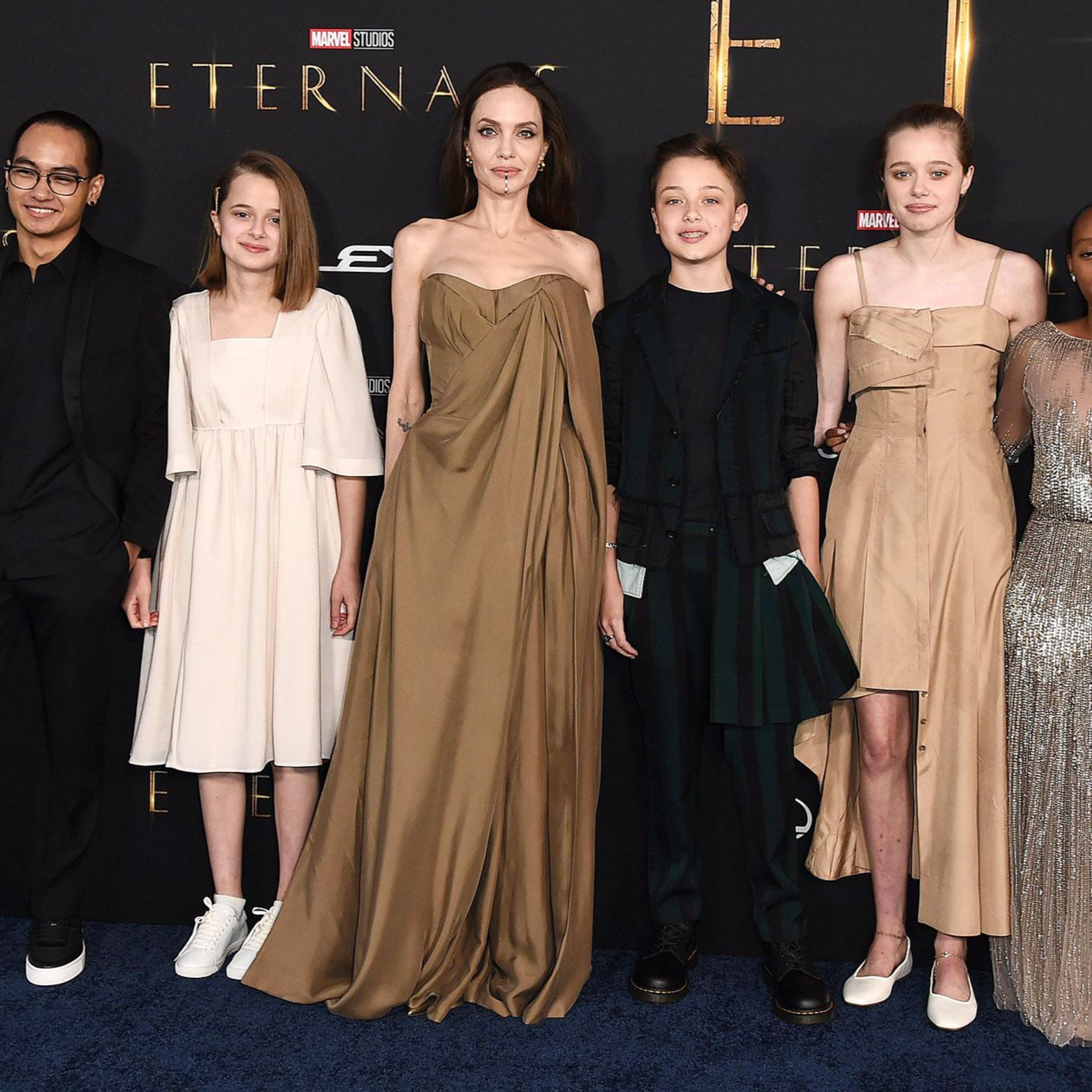 Angelina Jolie đầu tư cho dàn con nuôi: Zahara vào đại học, Pax Thiên làm việc trên phim trường episode artwork