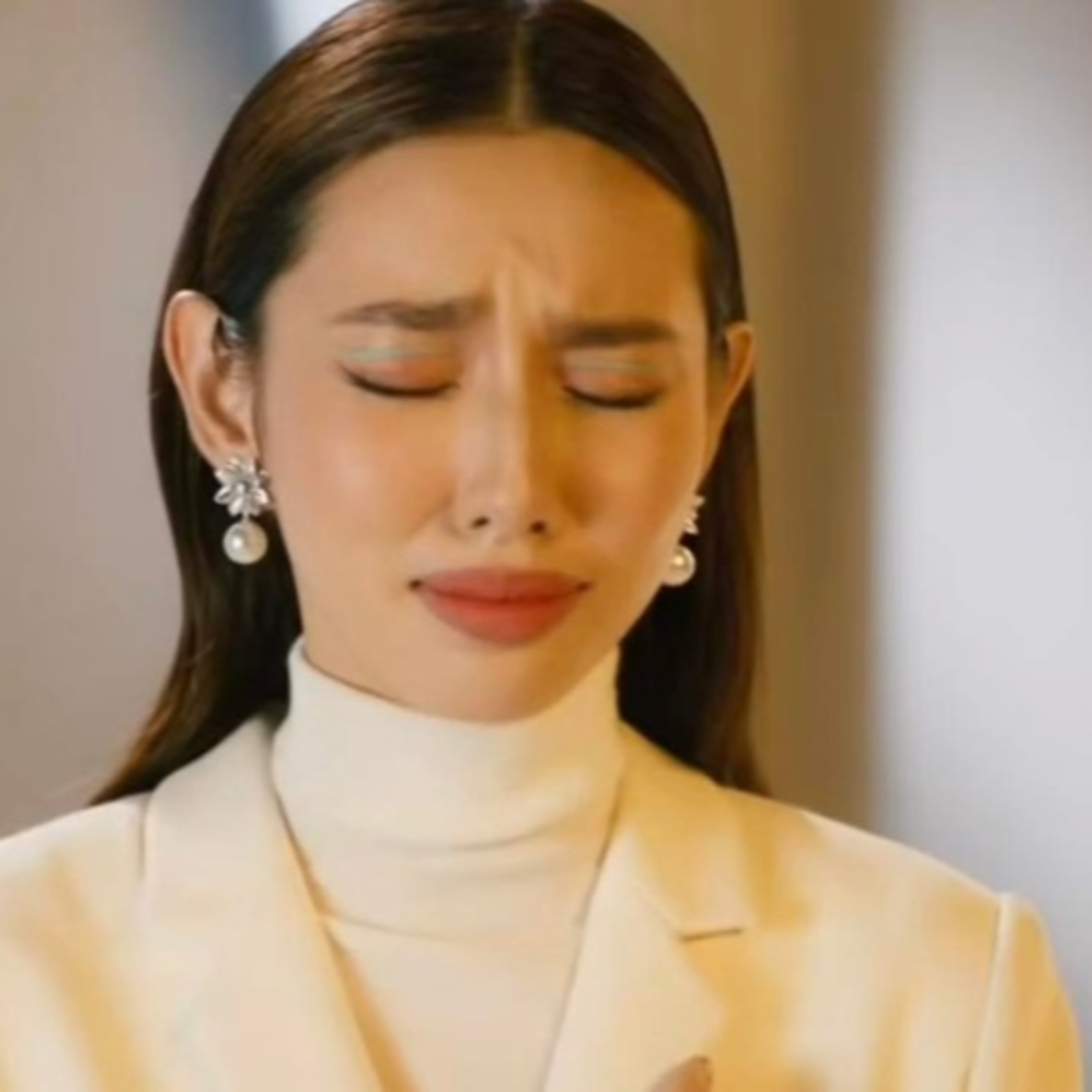 Thùy Tiên tung full clip được cầu hôn sau khi lộ tin khóc vì Quang Linh thông báo sắp lấy vợ episode artwork