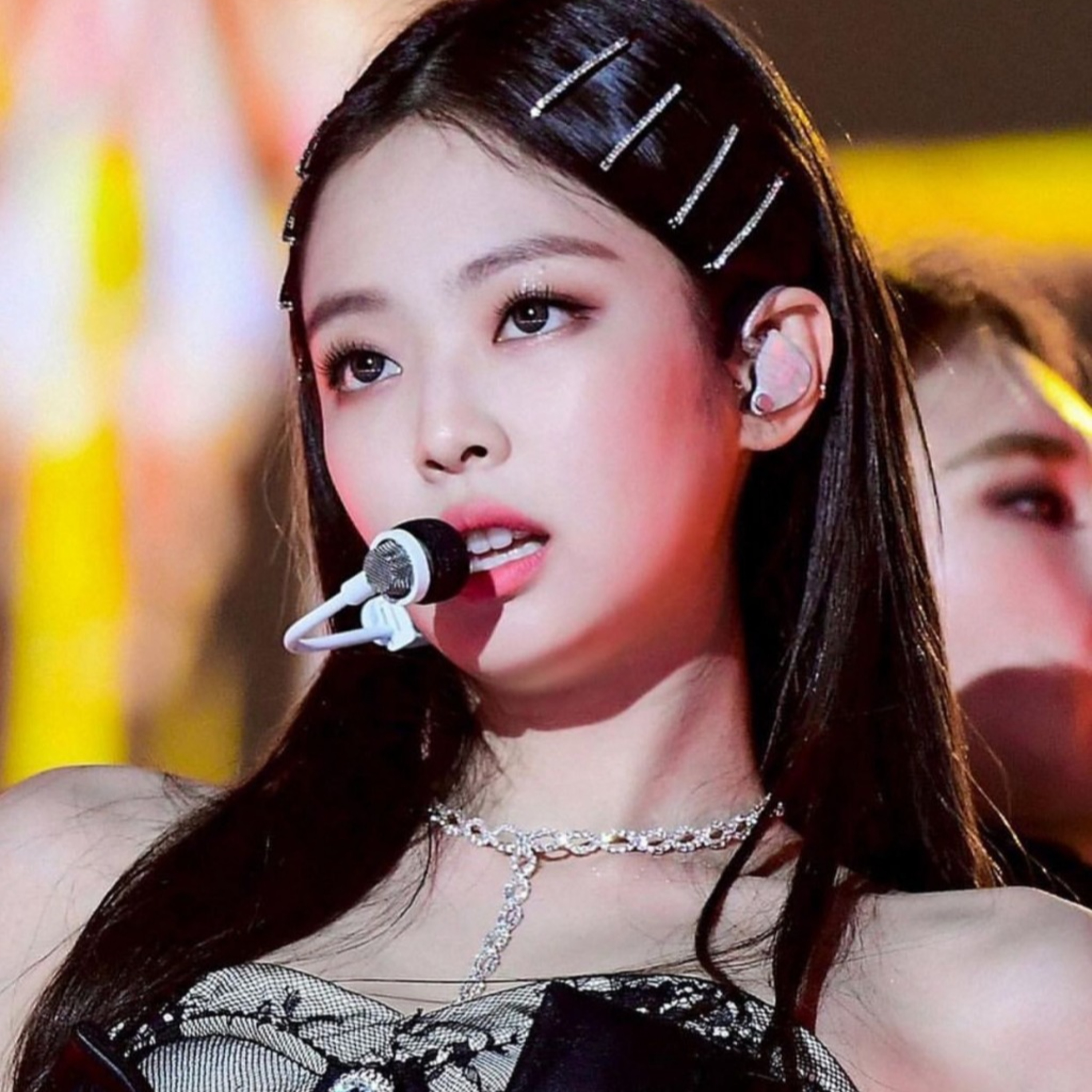 Jennie bị thương trước thềm comeback cùng BLACKPINK: Lịch trình sắp tới có thay đổi? episode artwork