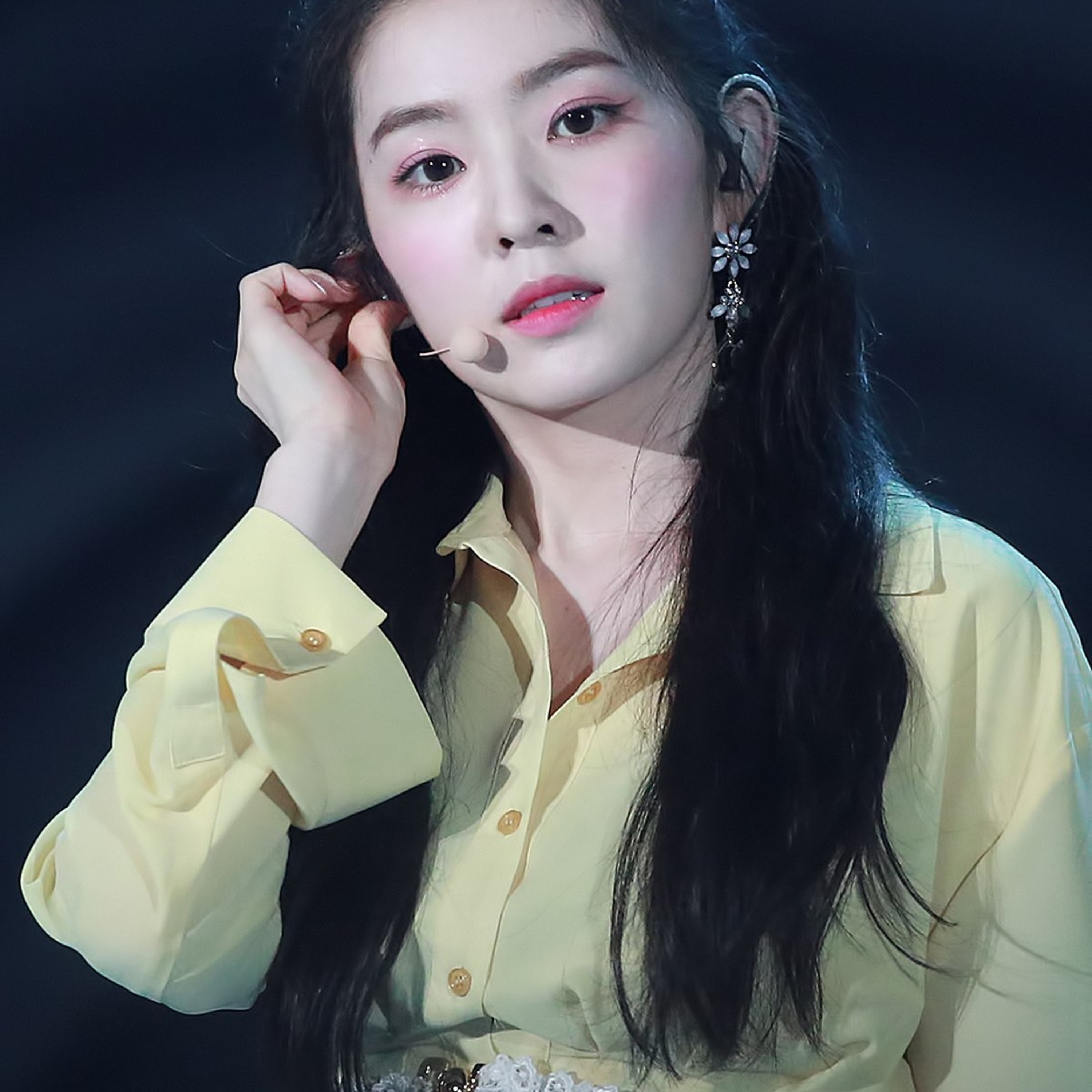 Irene (Red Velvet) tiếp tục gây thất vọng vì hành động cố tẩy trắng scandal bắt nạt episode artwork