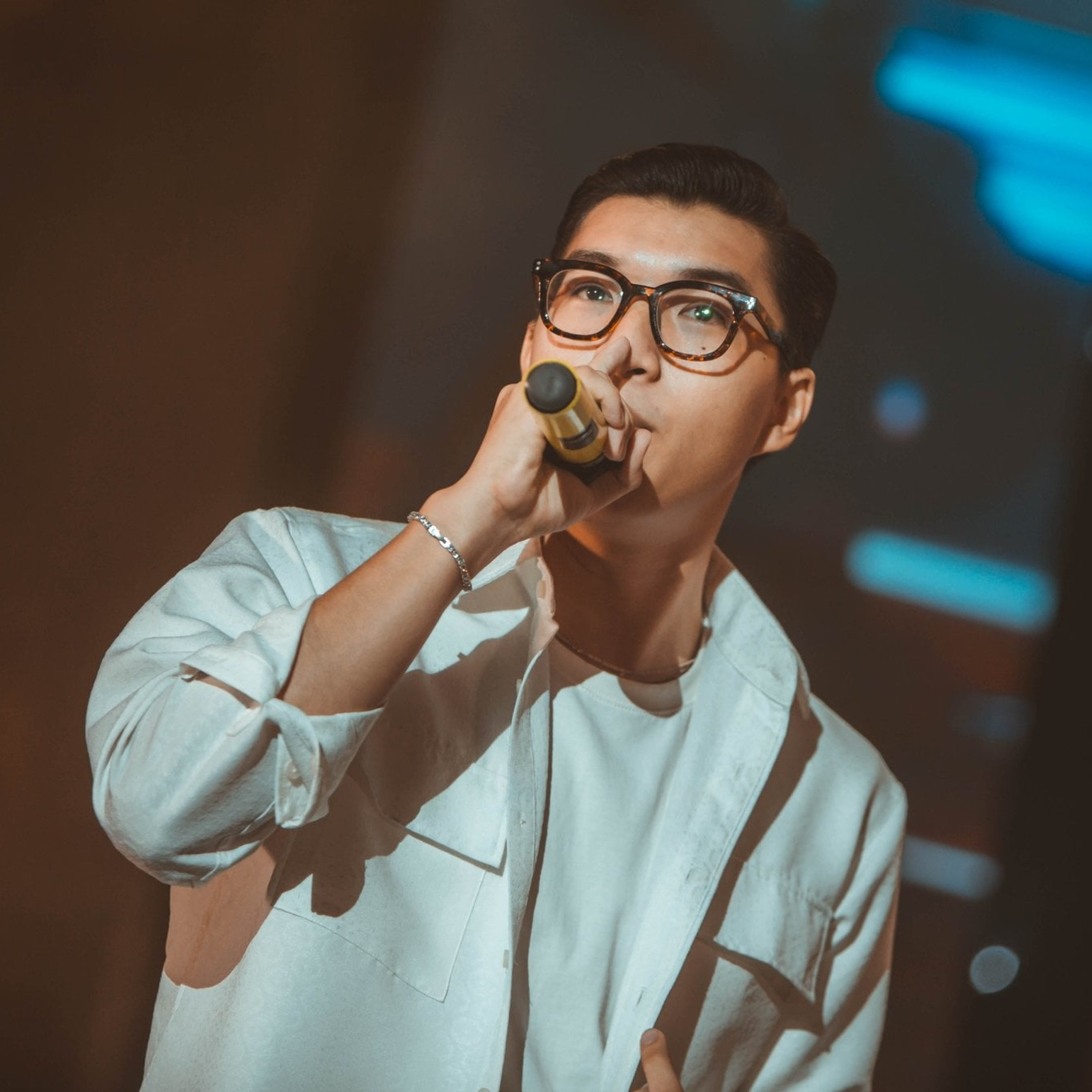 HIEUTHUHAI phản ứng trái ngược trước tin đồn hẹn hò Lý Nhã Kỳ và hotgirl nổi tiếng episode artwork