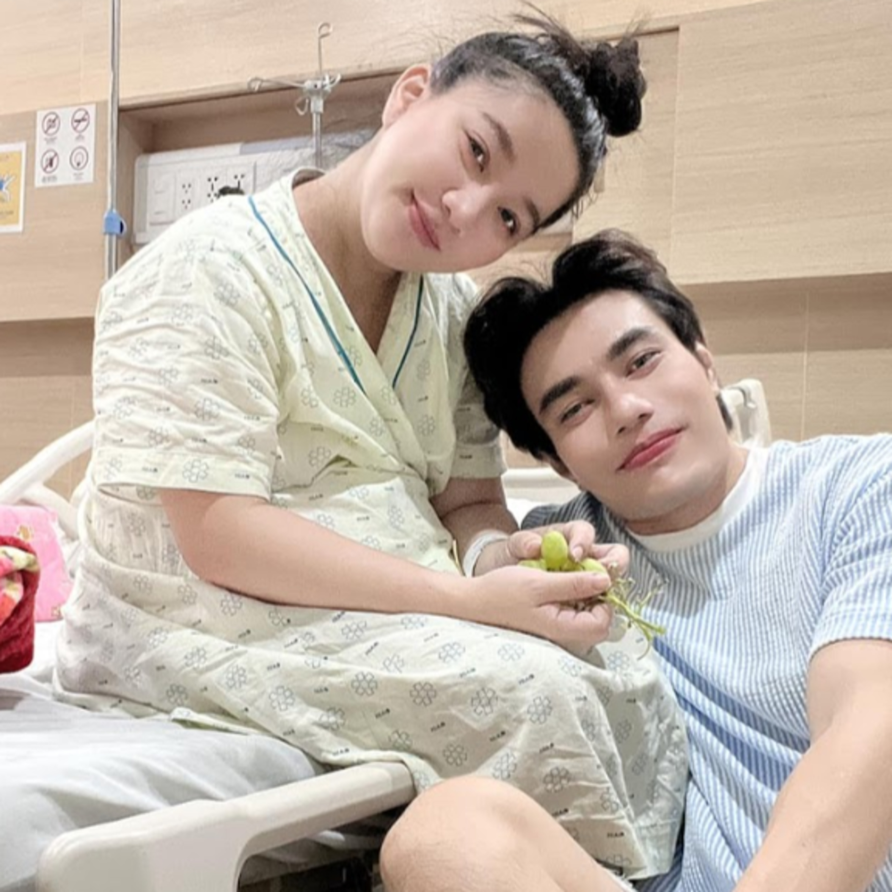 Vợ Lê Dương Bảo Lâm một mình bồng bế con trai mới sinh về nhà, trách chồng 1 câu tỏ rõ thái độ episode artwork